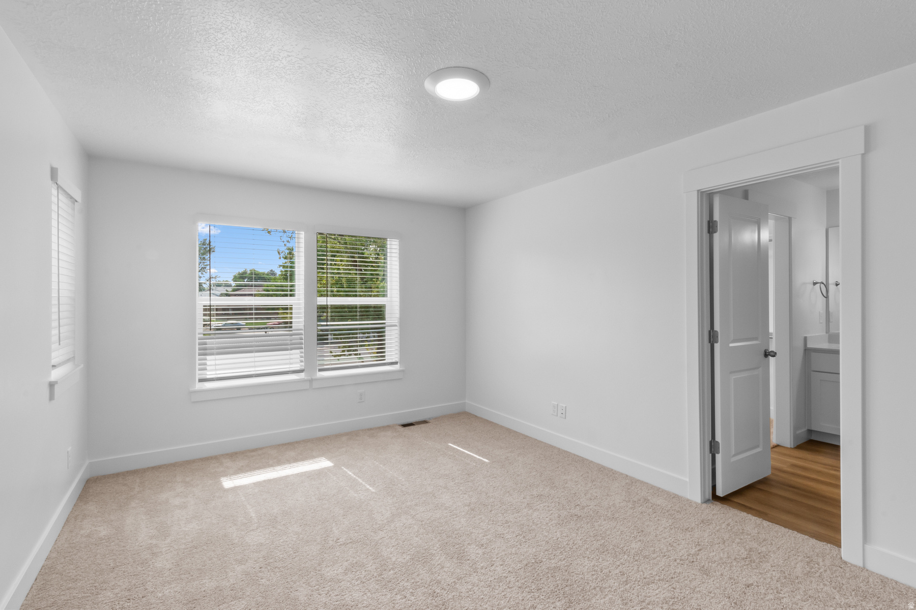 NORTH POINT - Residential