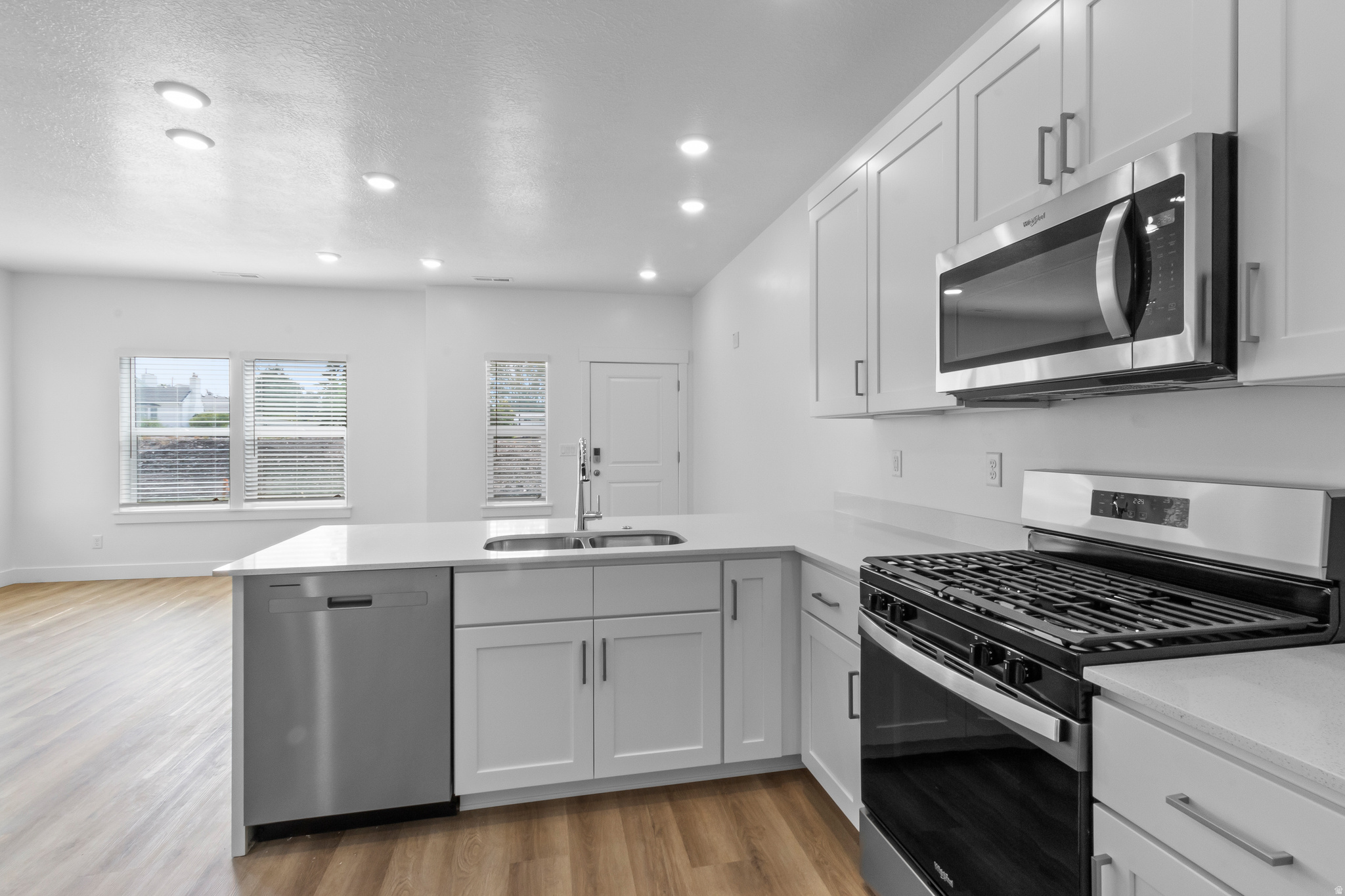 NORTH POINT - Residential