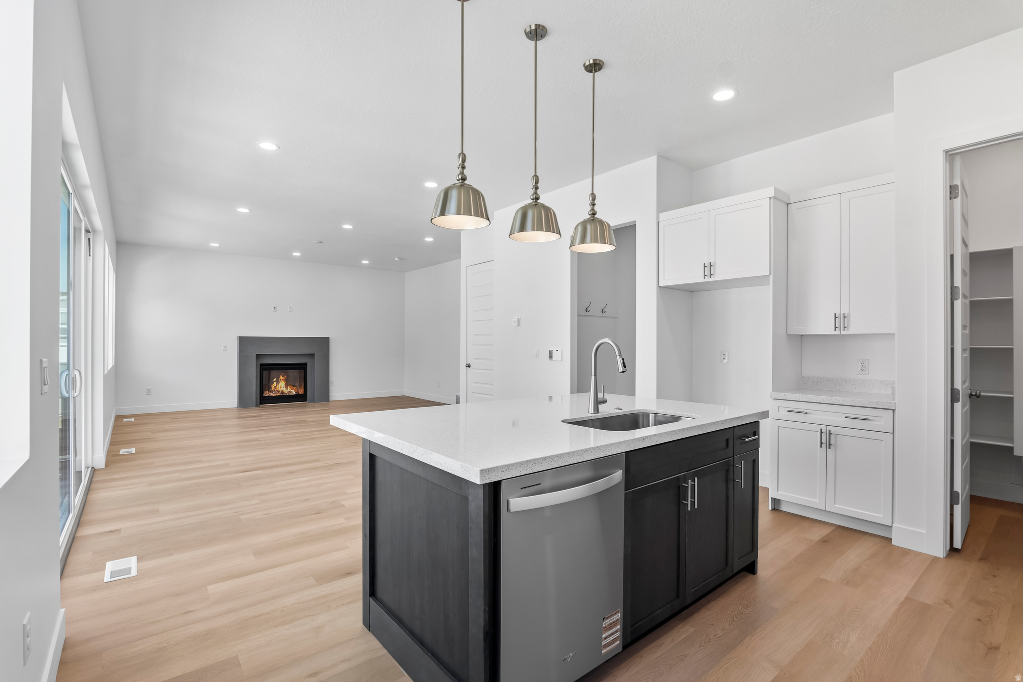 PARKSIDE SUNRISE RANCH - Residential
