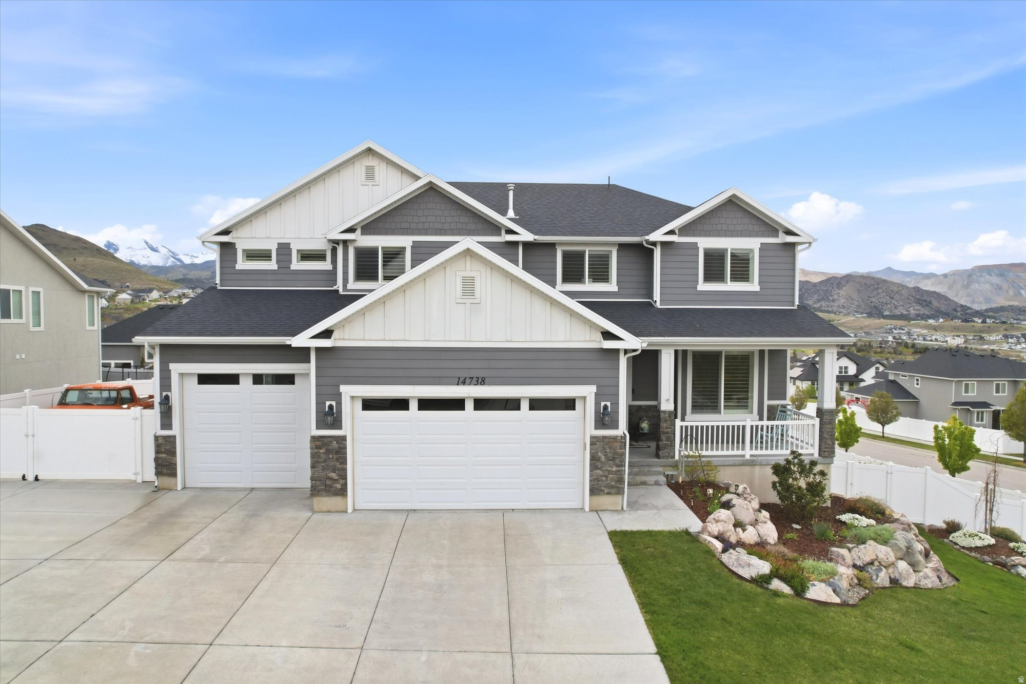 THE RIDGE - Residential