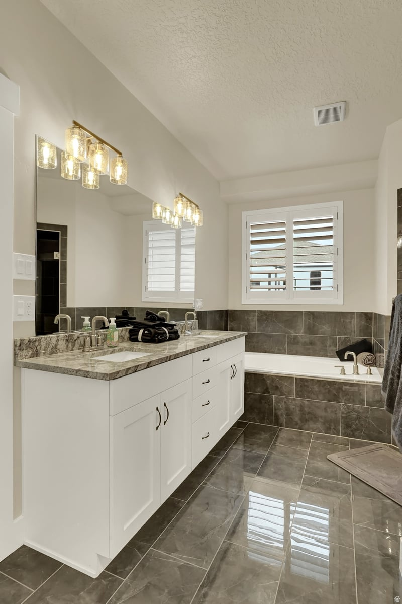 THE RESERVE PHASE 5 - Residential