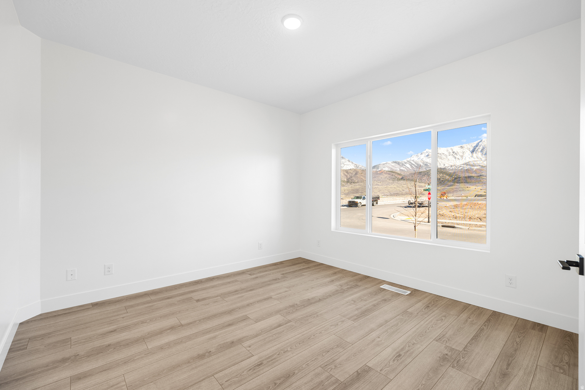 SUMMIT RIDGE THE HILLS - Residential