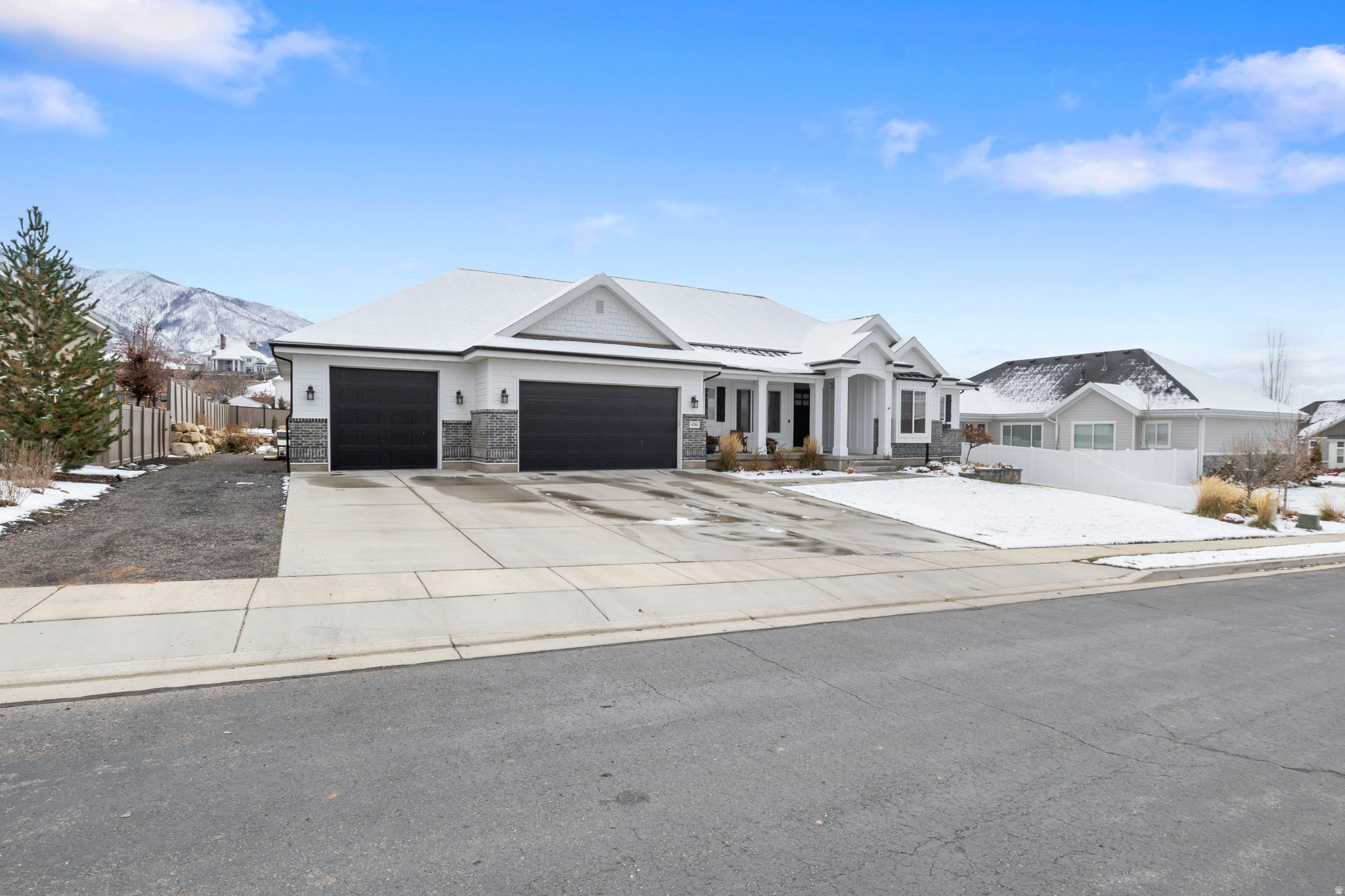 MOUNTAIN VIEW - Residential