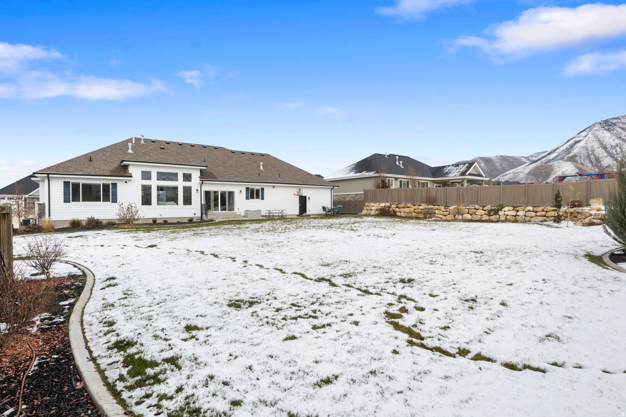 MOUNTAIN VIEW - Residential