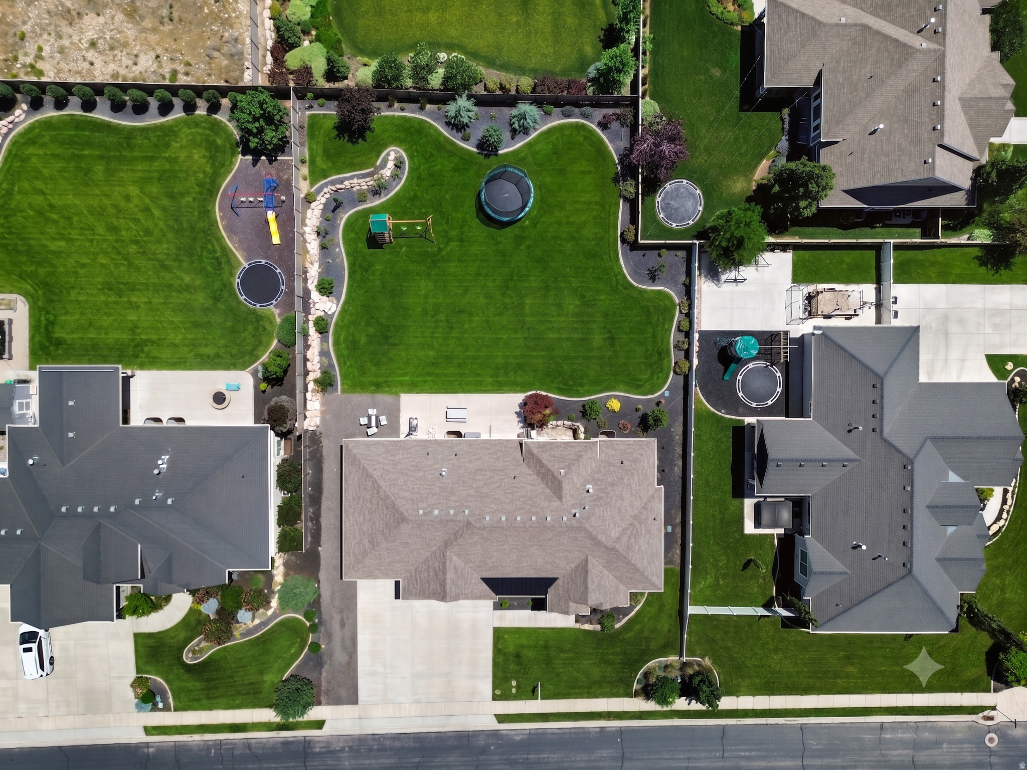 MOUNTAIN VIEW - Residential