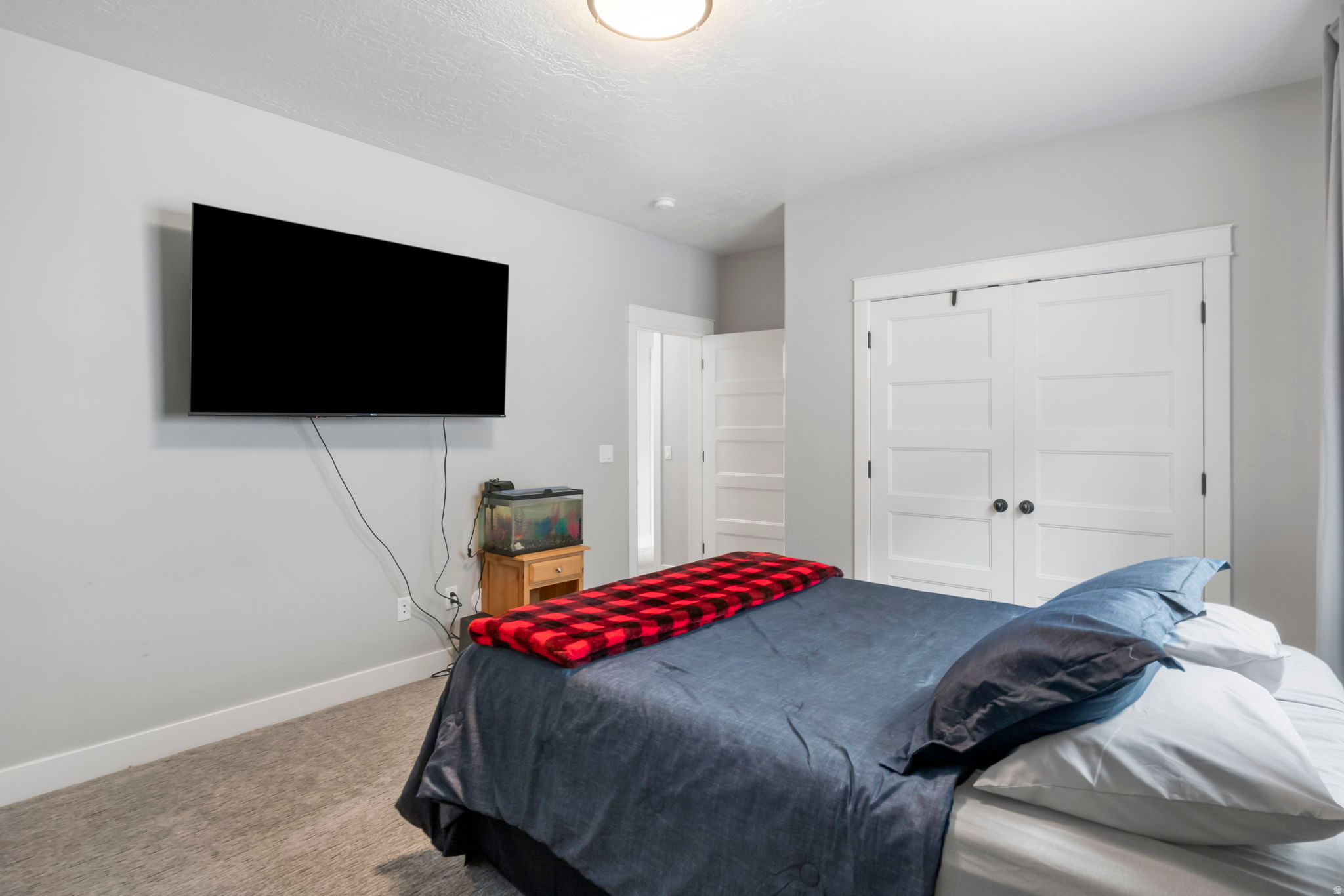 MOUNTAIN VIEW - Residential