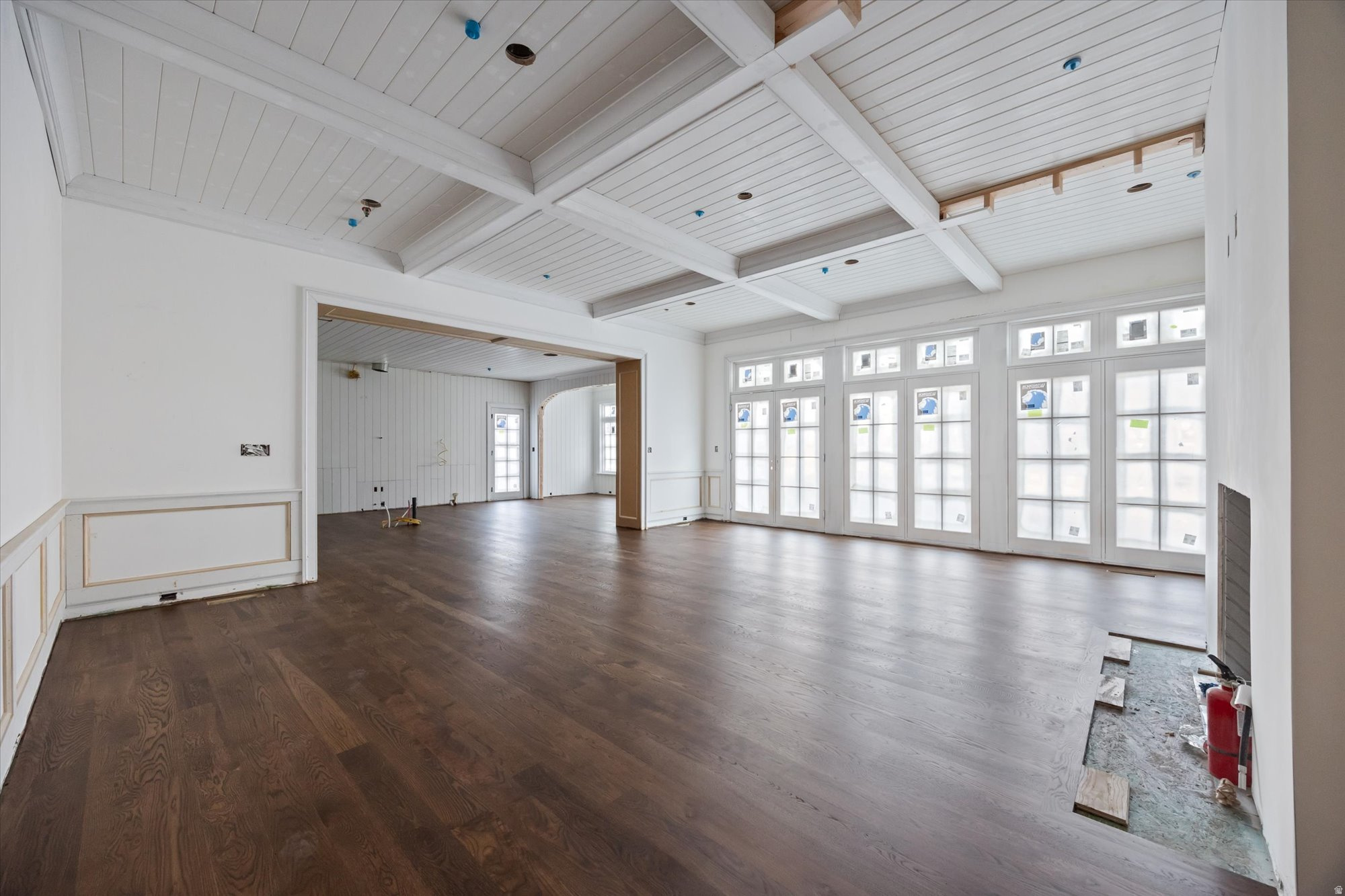 ELKRIDGE LUXURY ESTATES - Residential