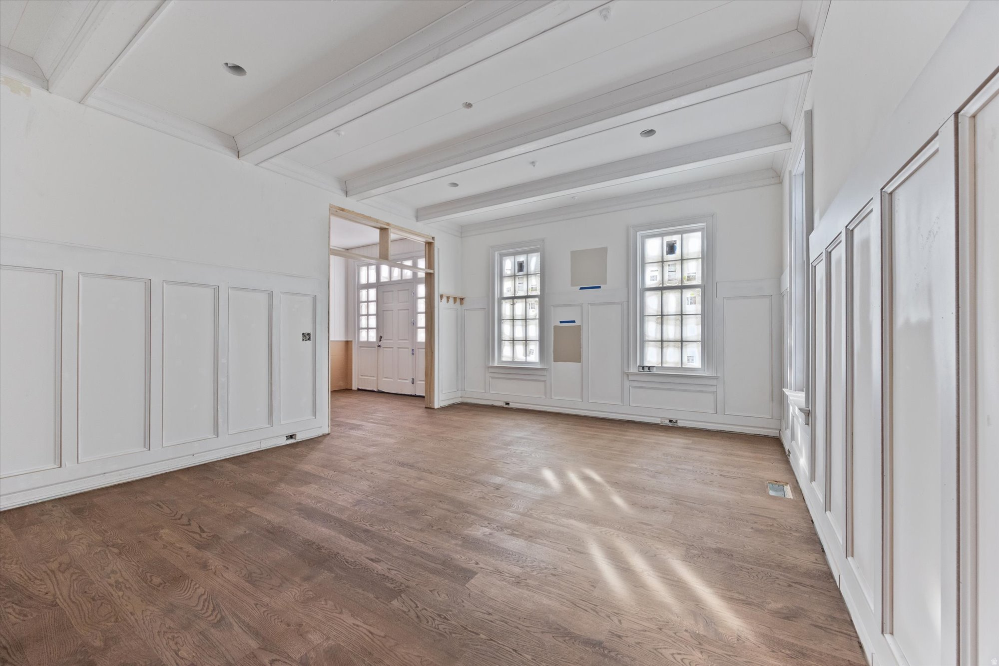 ELKRIDGE LUXURY ESTATES - Residential