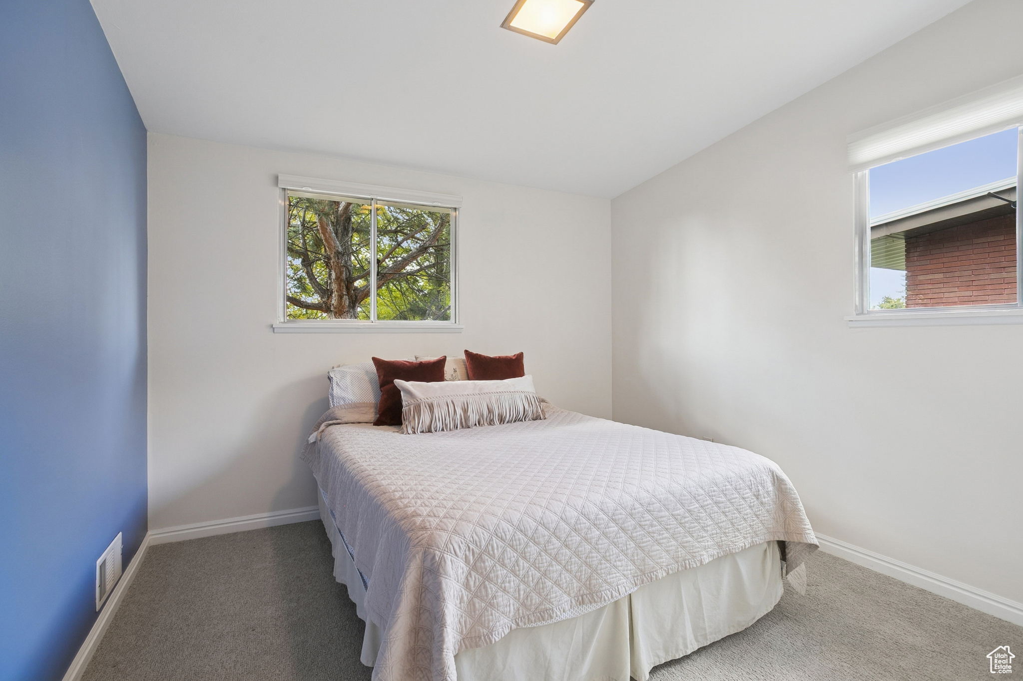 EASTWOOD HILLS - Residential
