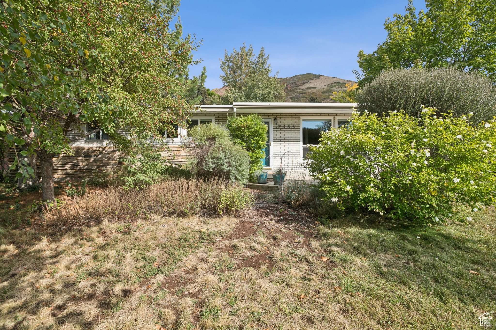 EASTWOOD HILLS - Residential