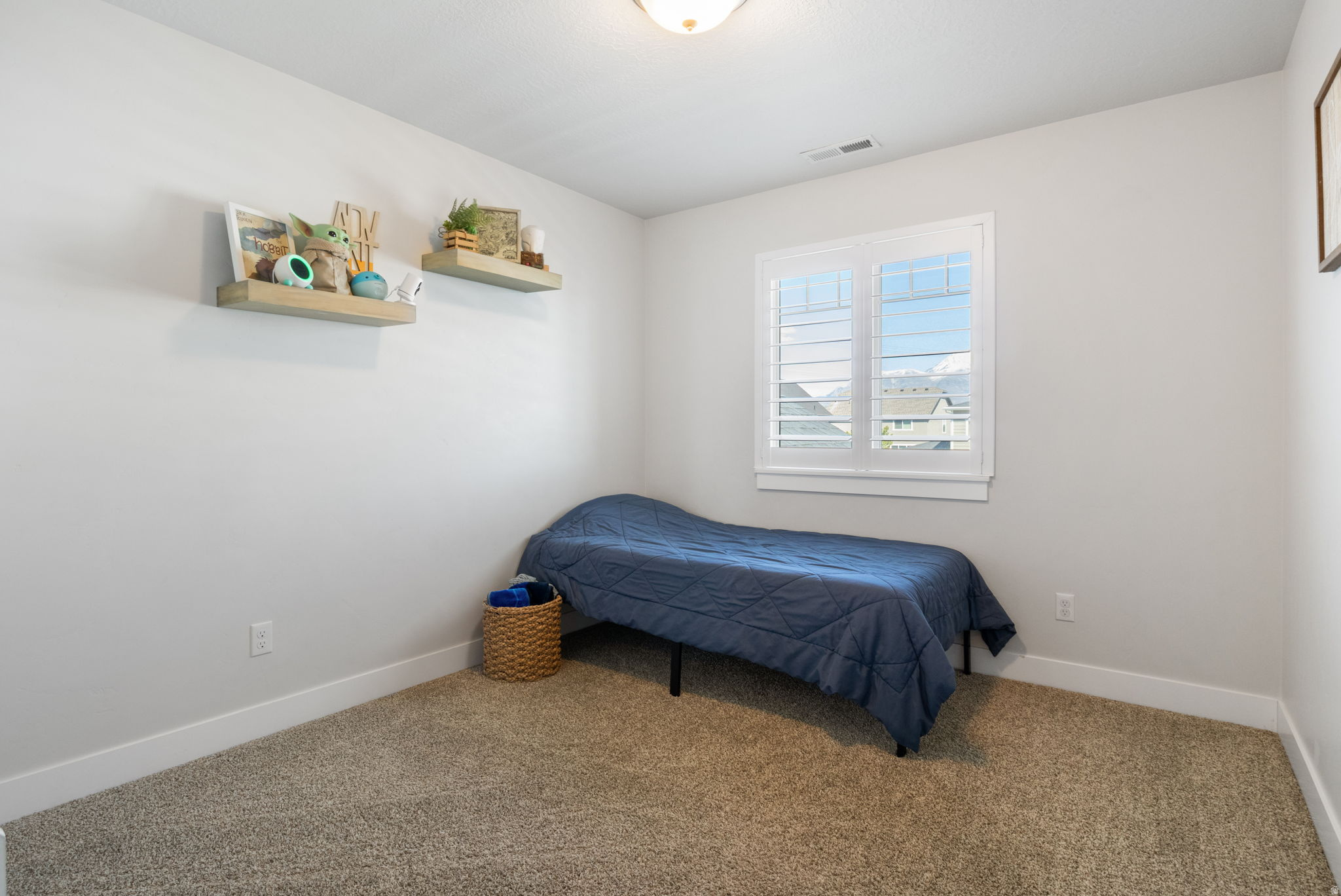 DAPPLE GRAY TRAILS - Residential