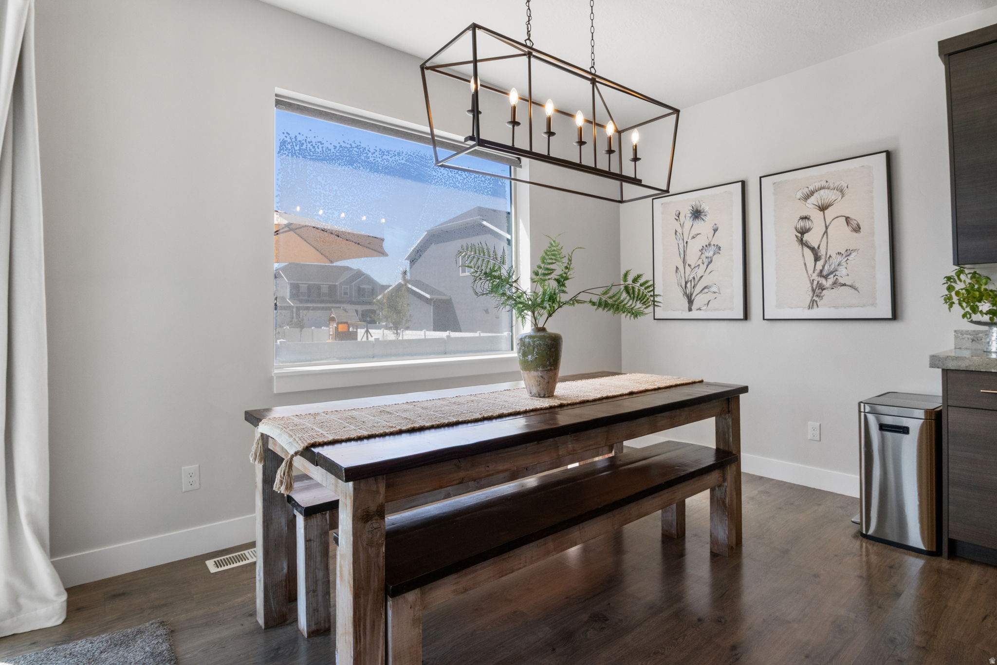 DAPPLE GRAY TRAILS - Residential