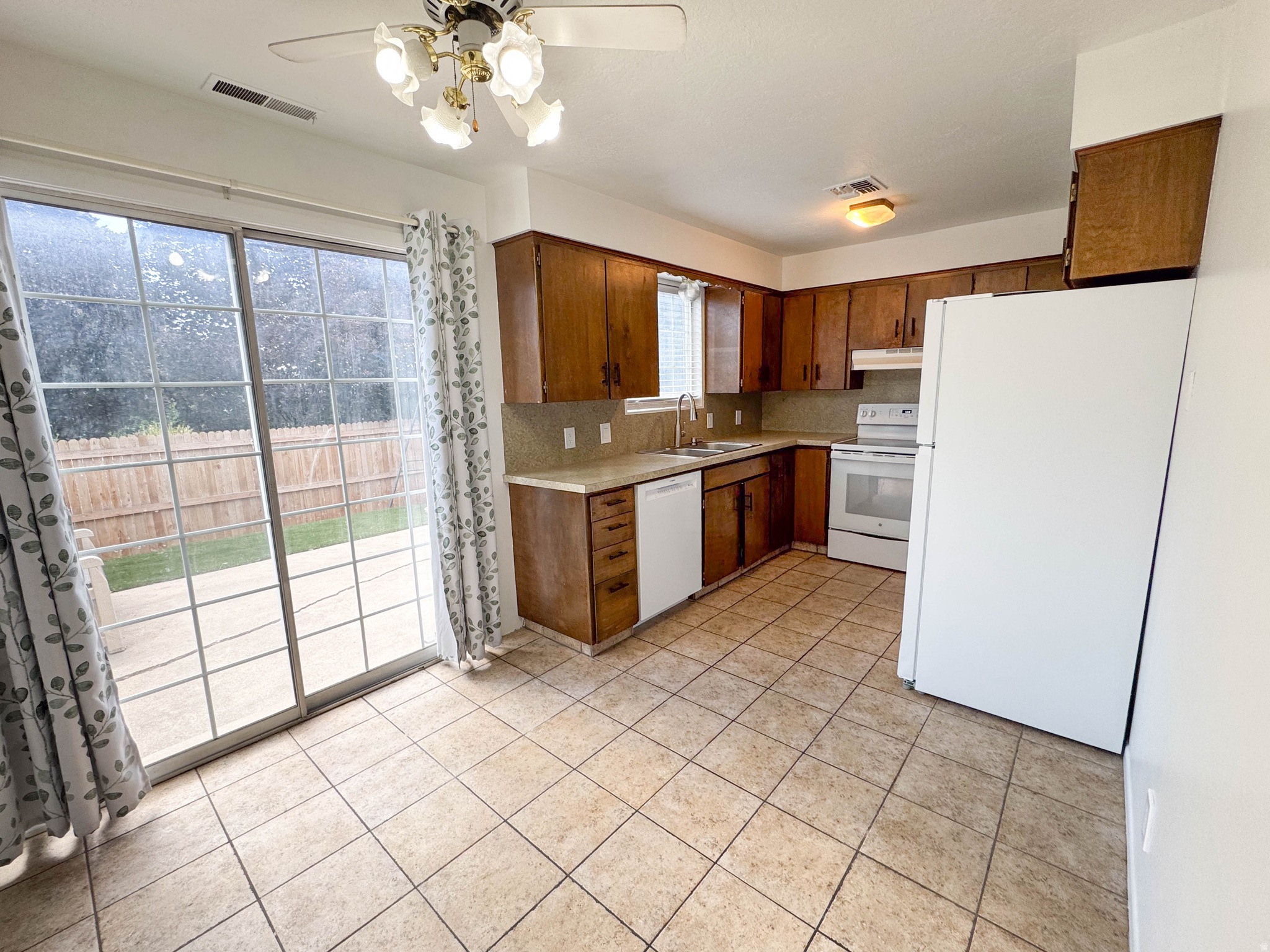 HARTFORD PARK - Residential