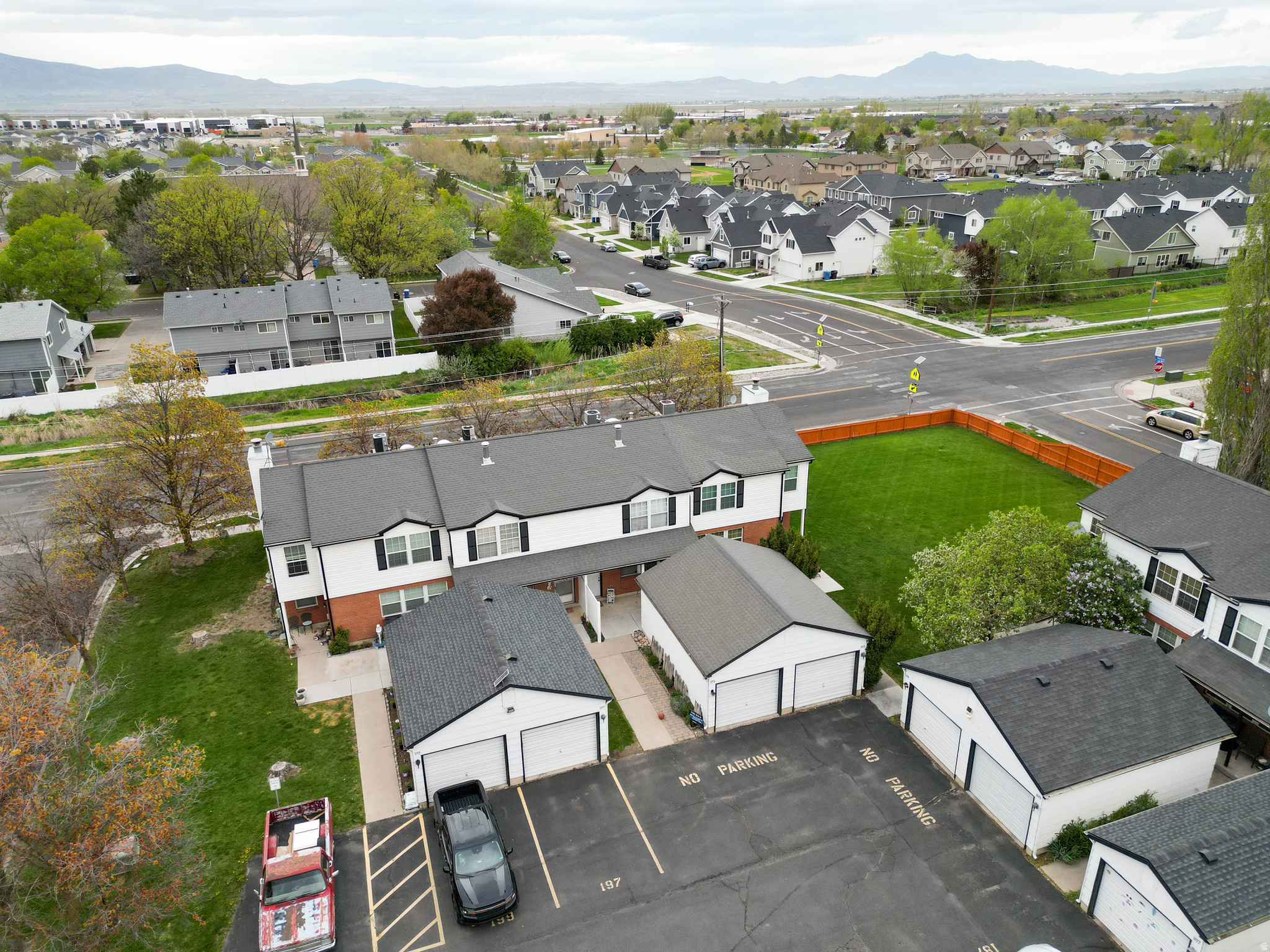 HARTFORD PARK - Residential
