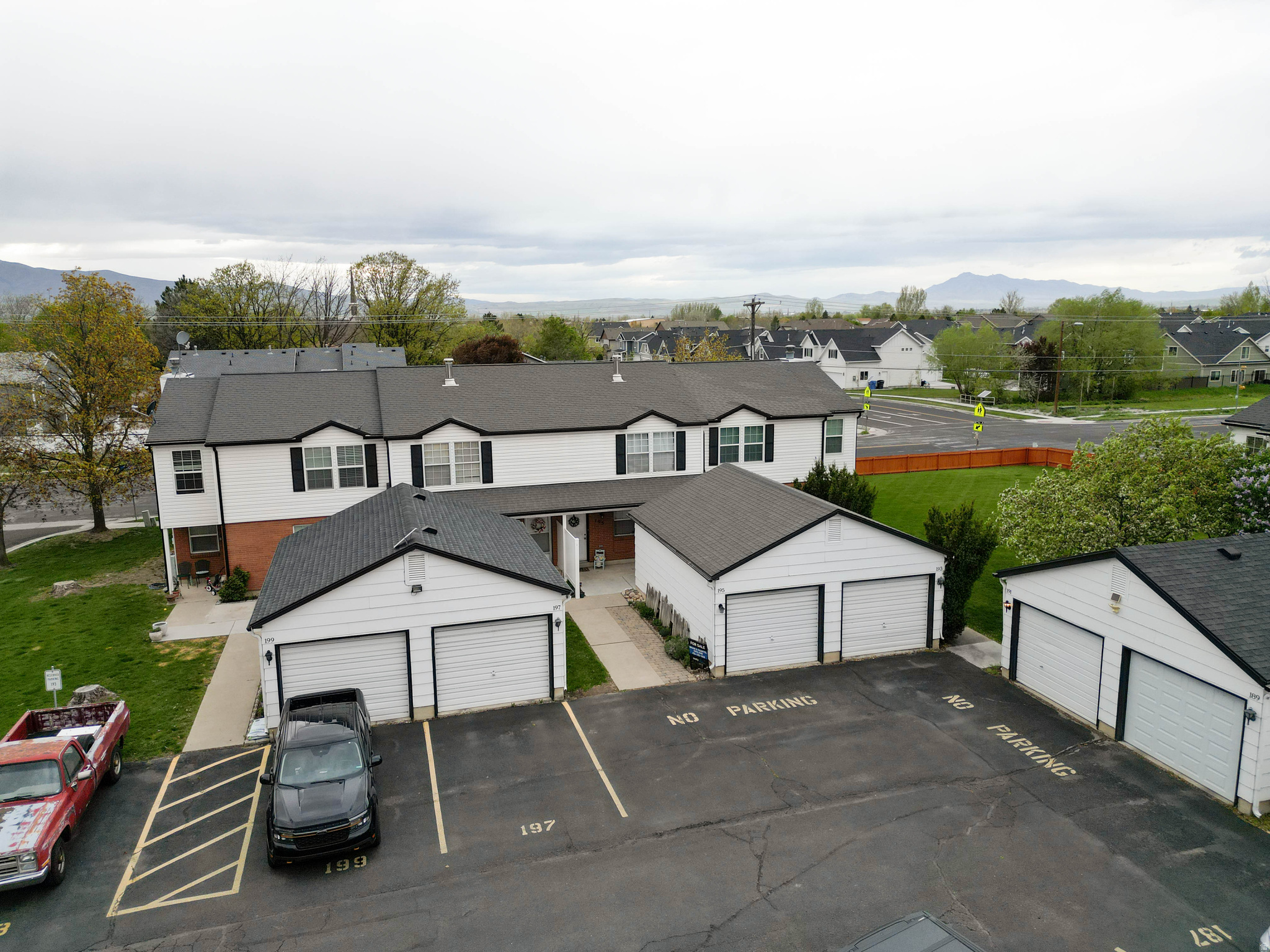 HARTFORD PARK - Residential