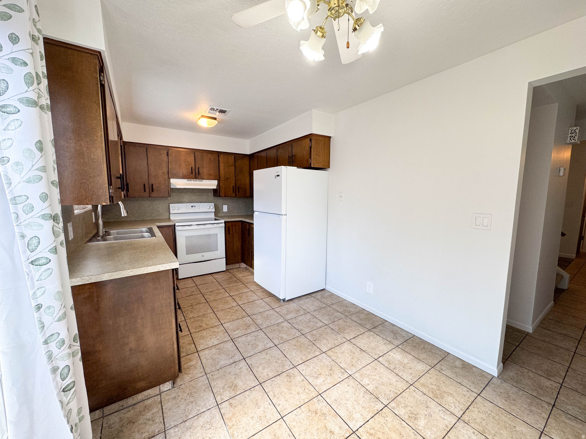 HARTFORD PARK - Residential