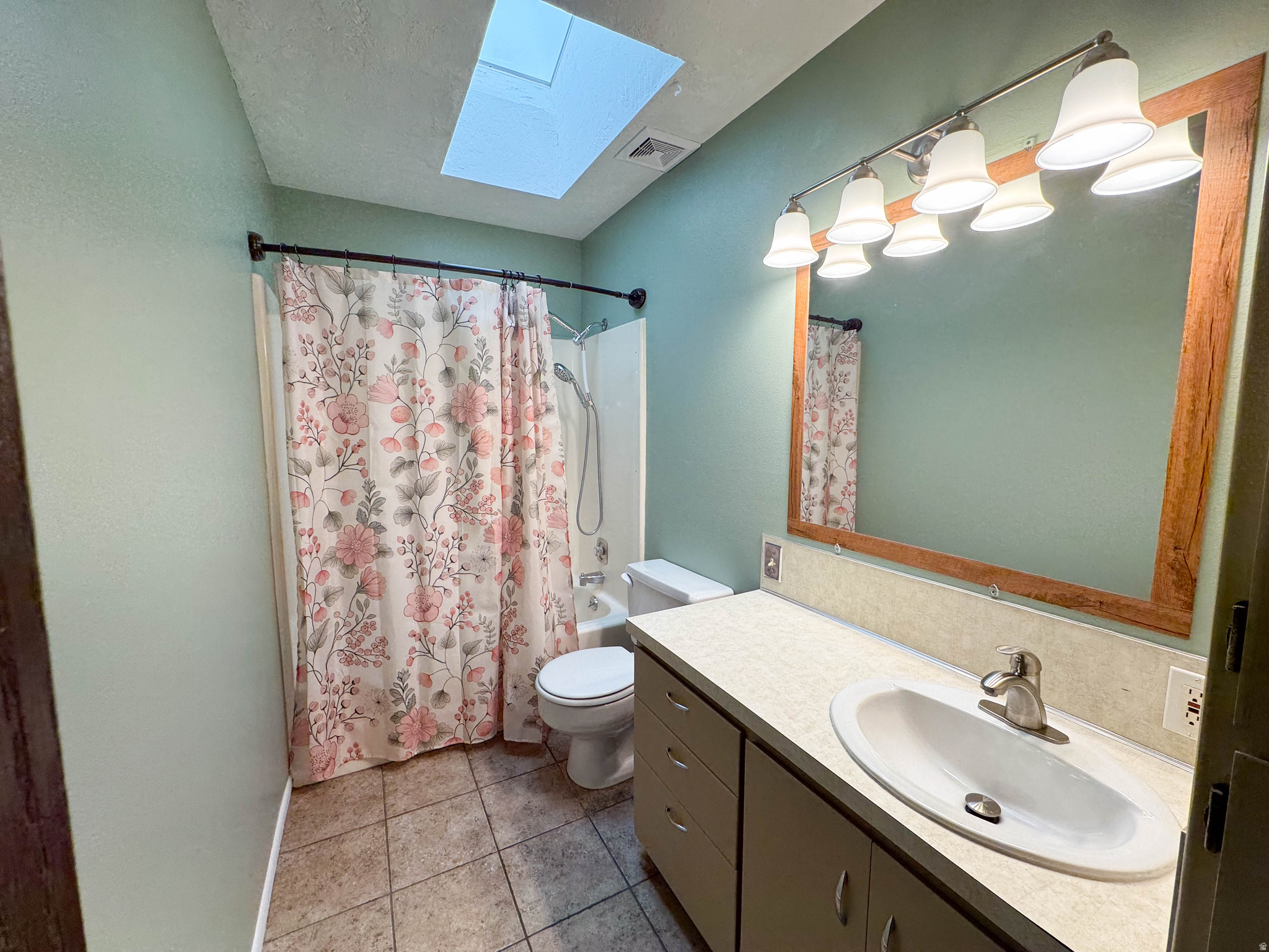 HARTFORD PARK - Residential