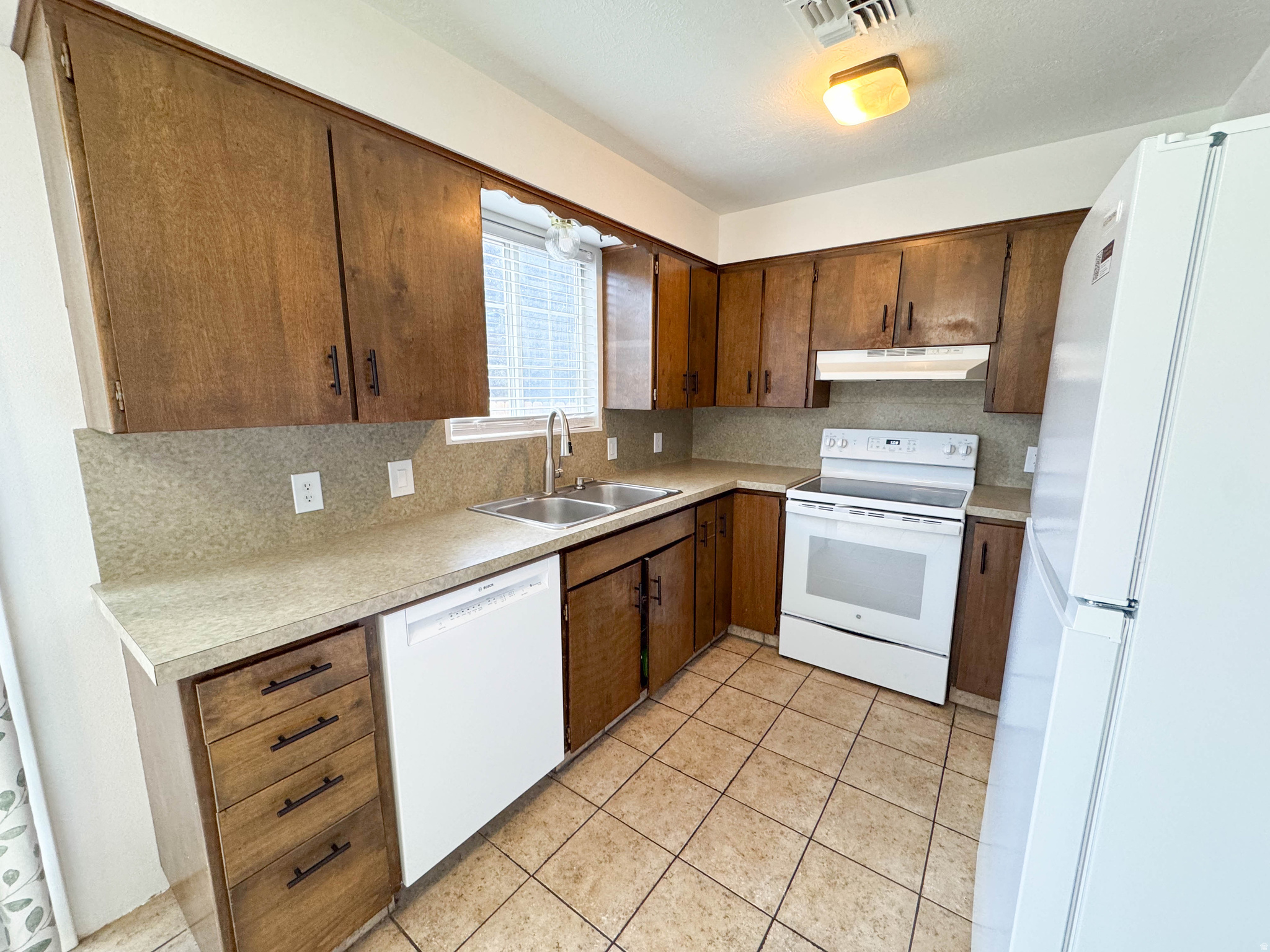 HARTFORD PARK - Residential