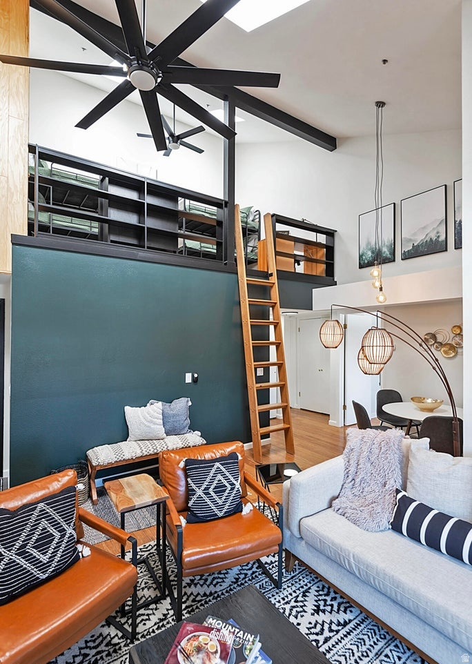 POWDERWOOD AT LANDMARK - Residential