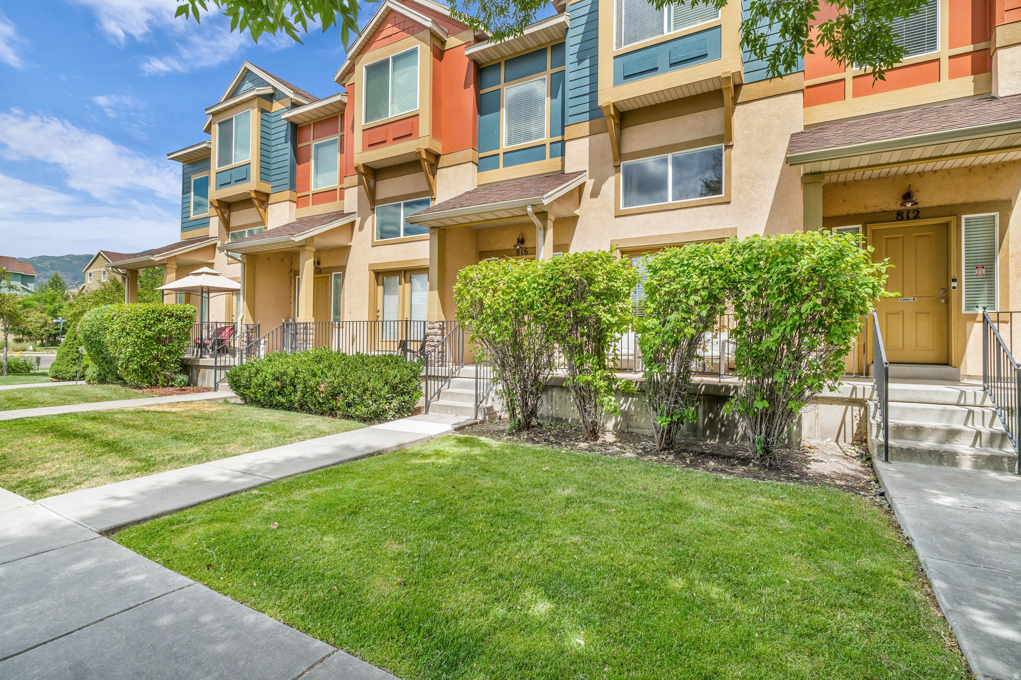 FARMINGTON CROSSING - Residential