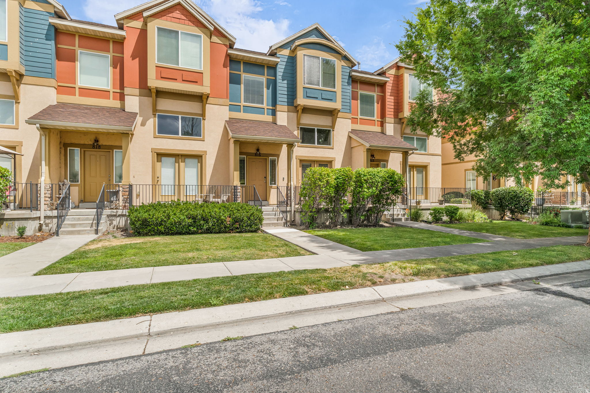 FARMINGTON CROSSING - Residential