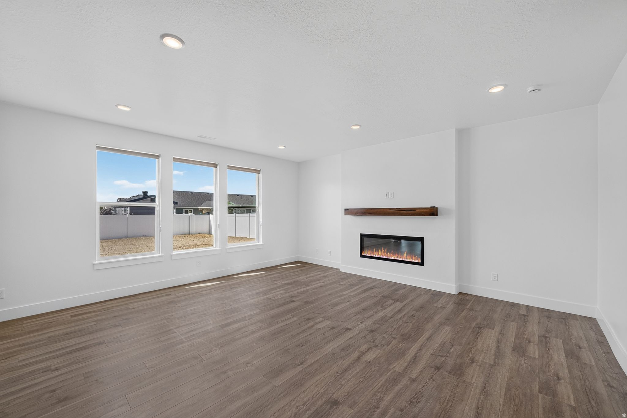 HART ESTATES - Residential