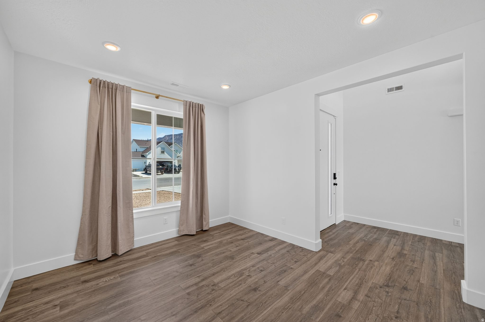 HART ESTATES - Residential