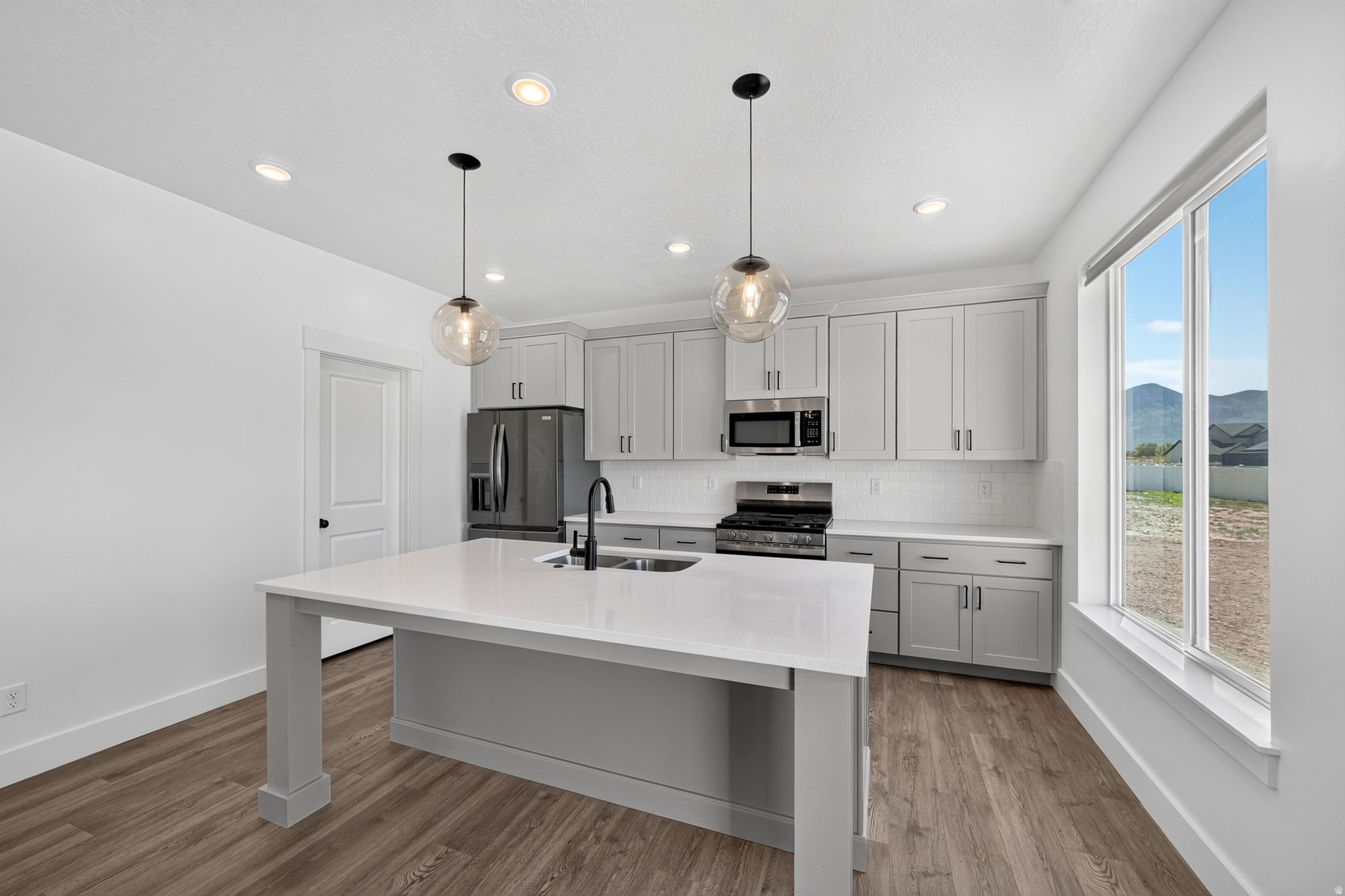 HART ESTATES - Residential
