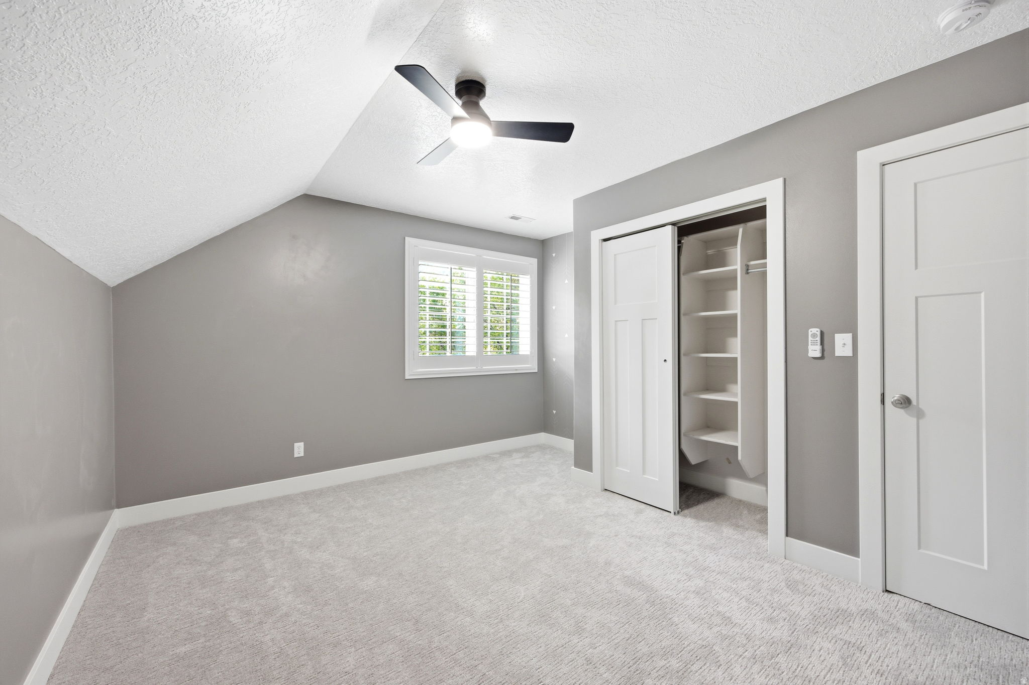 SHADOW CREEK - Residential