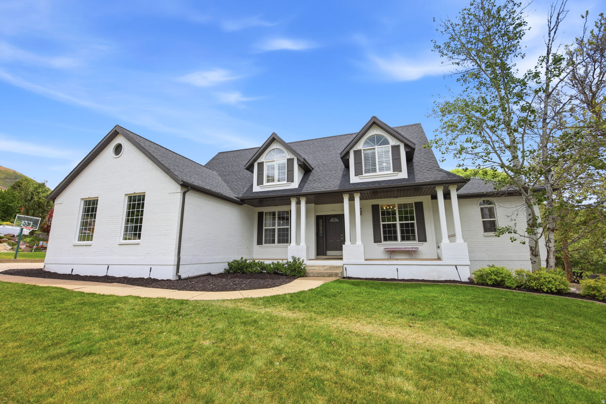 SHADOW CREEK - Residential
