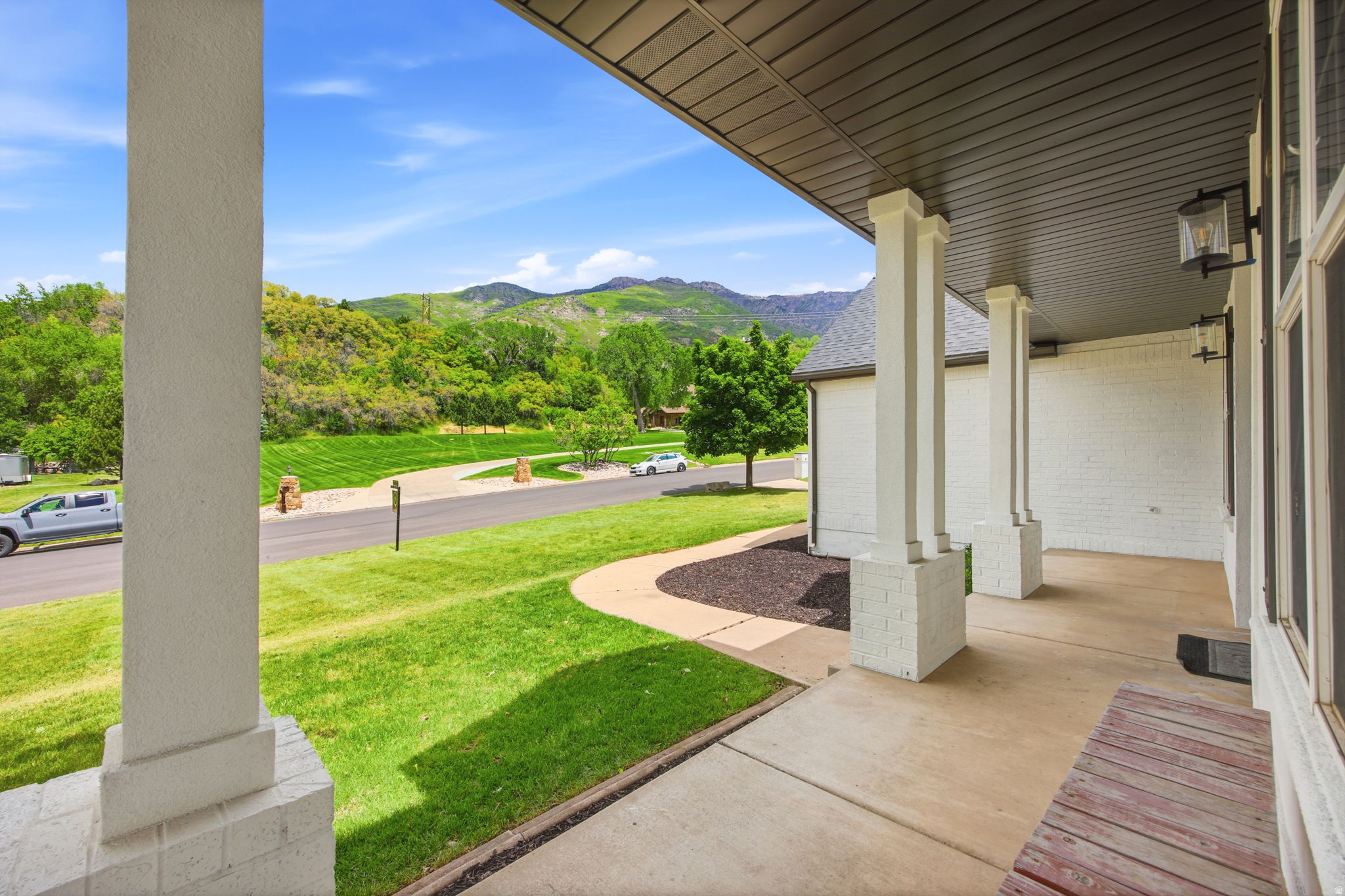 SHADOW CREEK - Residential