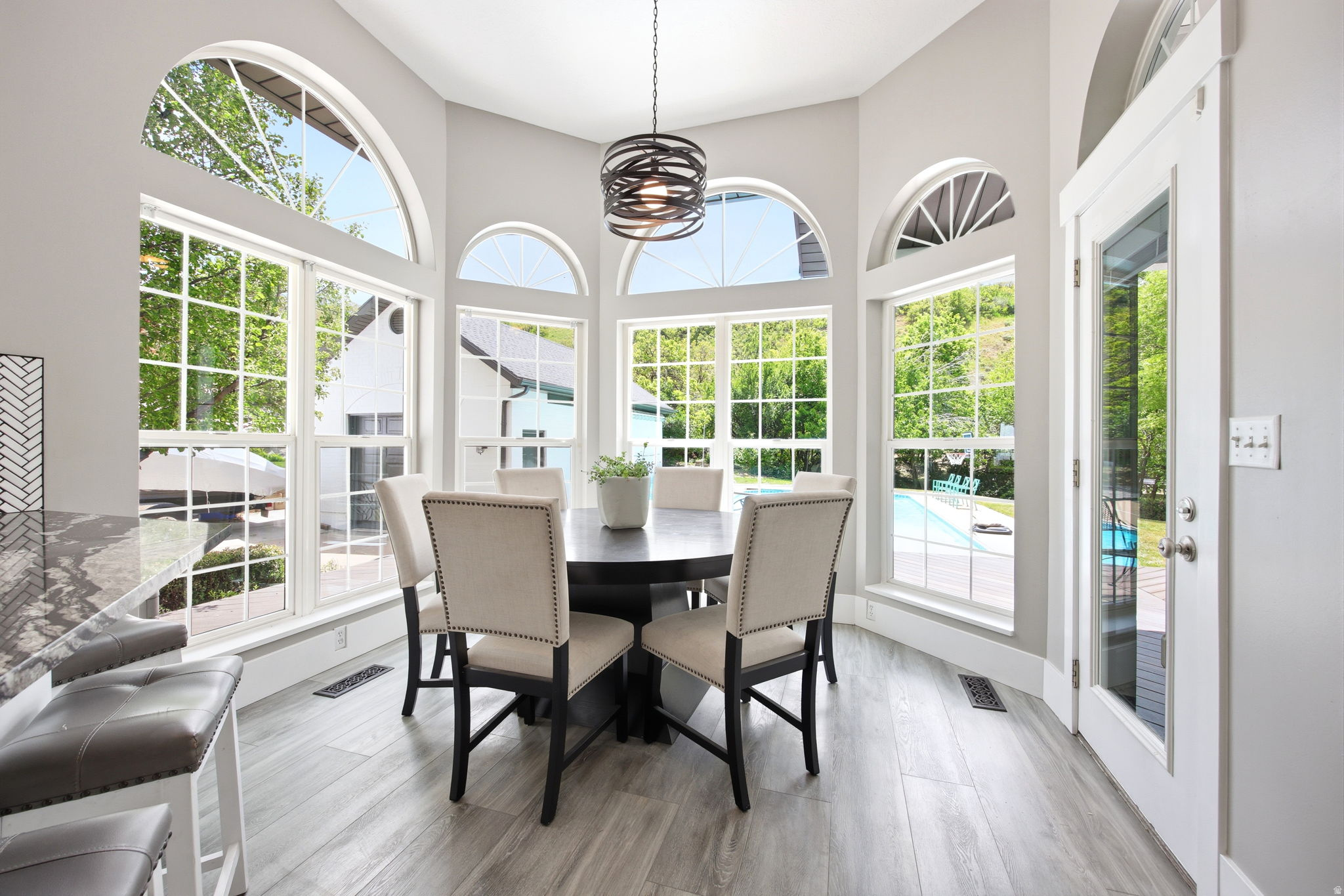 SHADOW CREEK - Residential