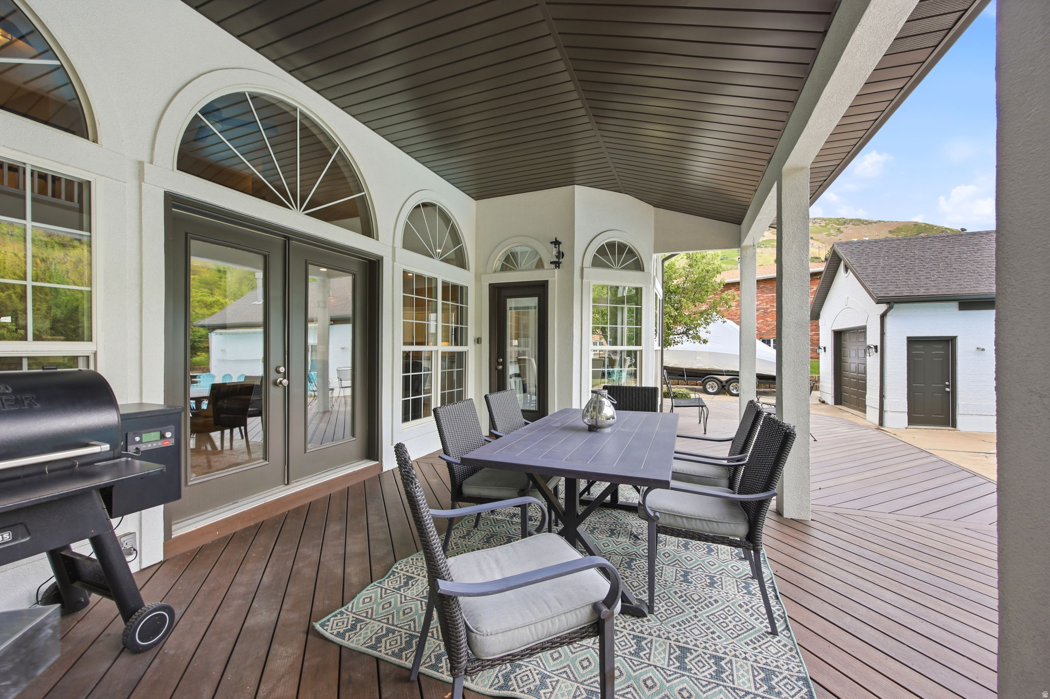 SHADOW CREEK - Residential