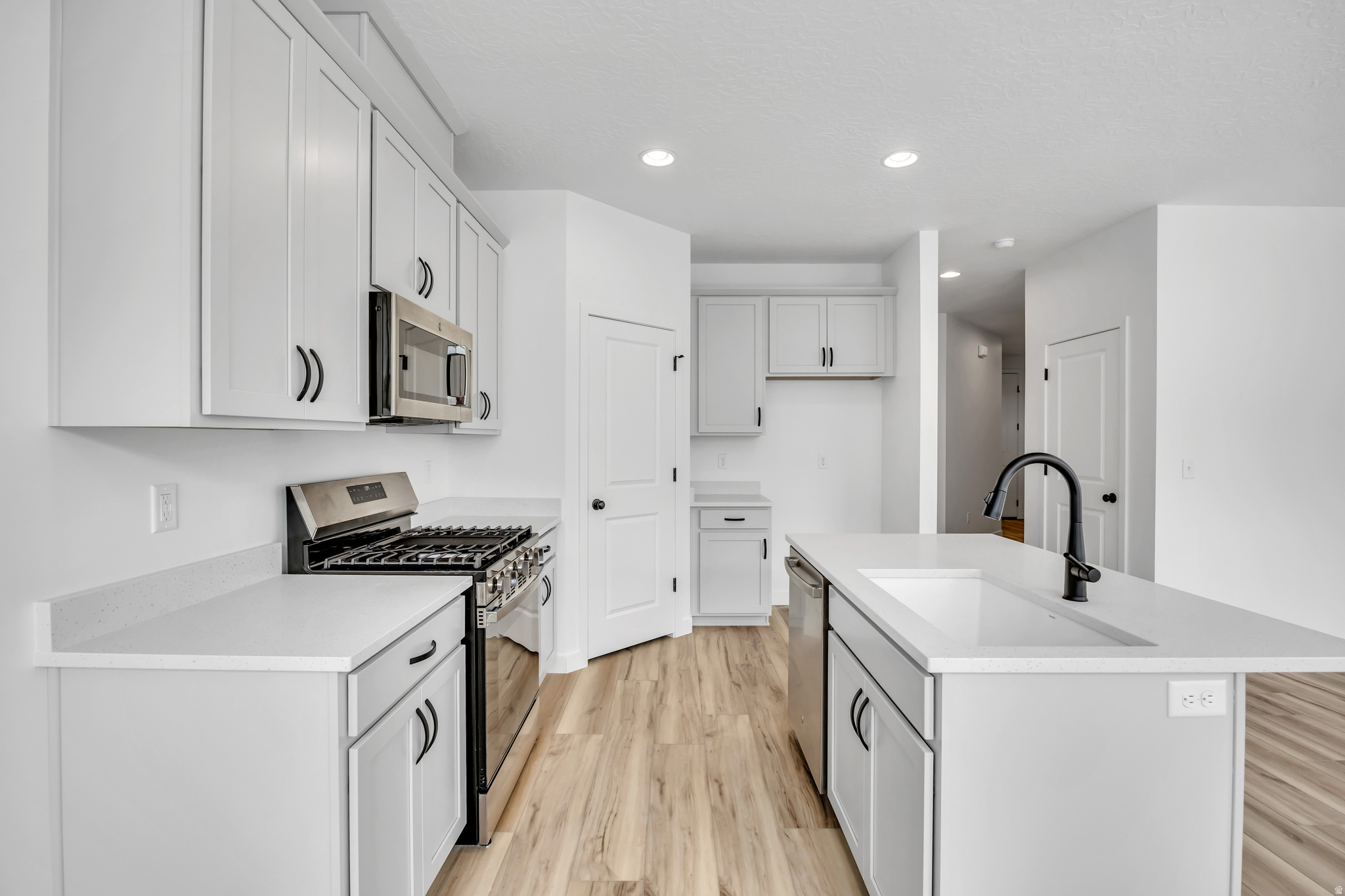 SKY RANCH ENCLAVE - Residential