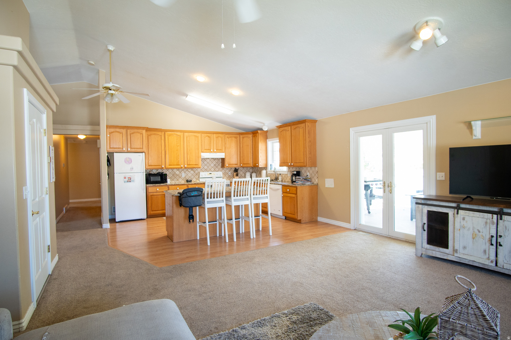 SALINA CREEK ESTATES - Residential
