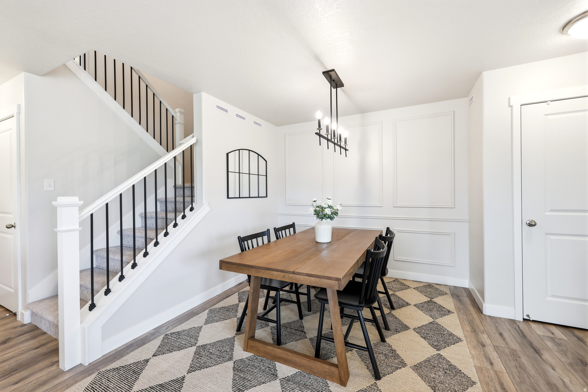 DEL MONTE TOWNHOMES - Residential