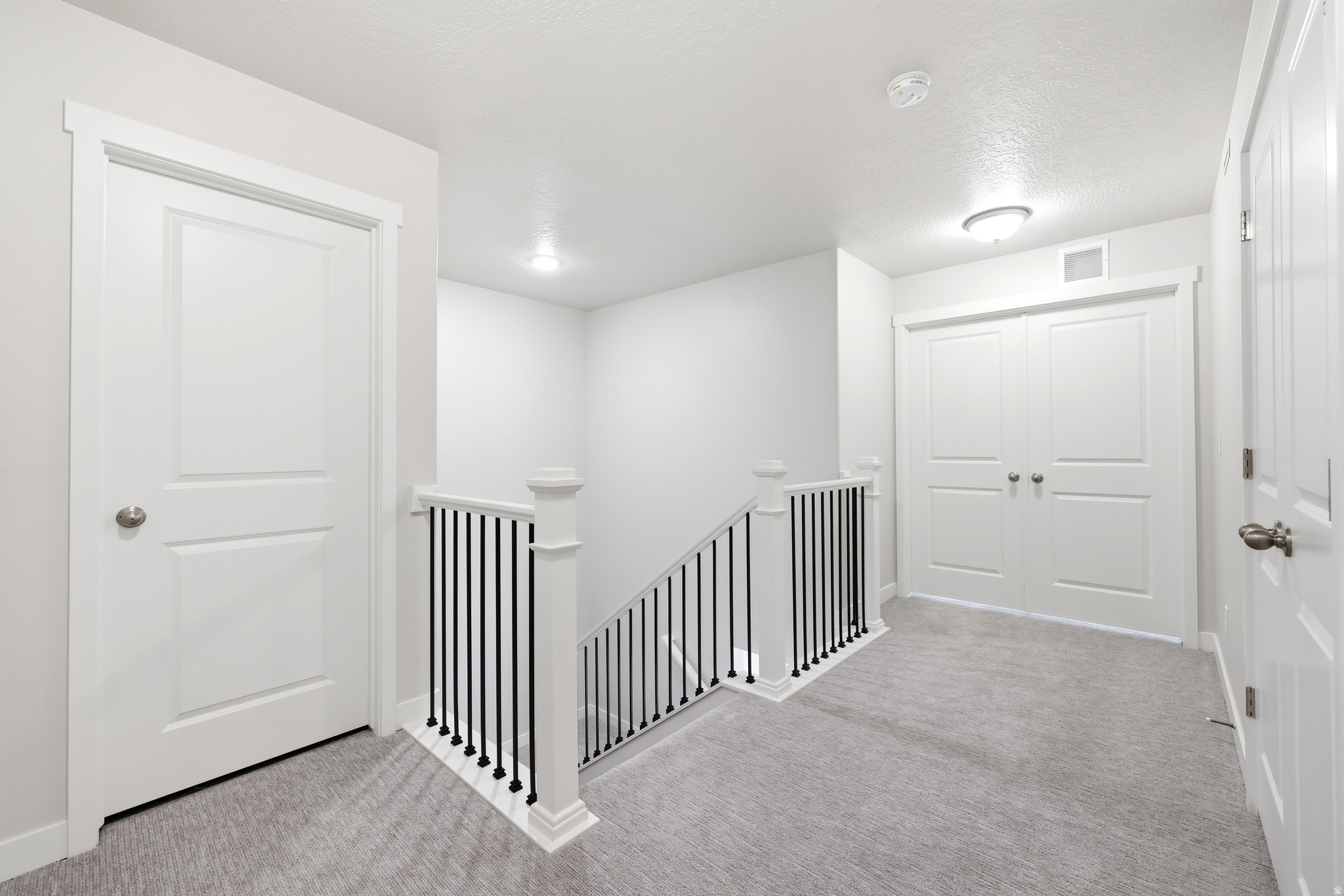 DEL MONTE TOWNHOMES - Residential