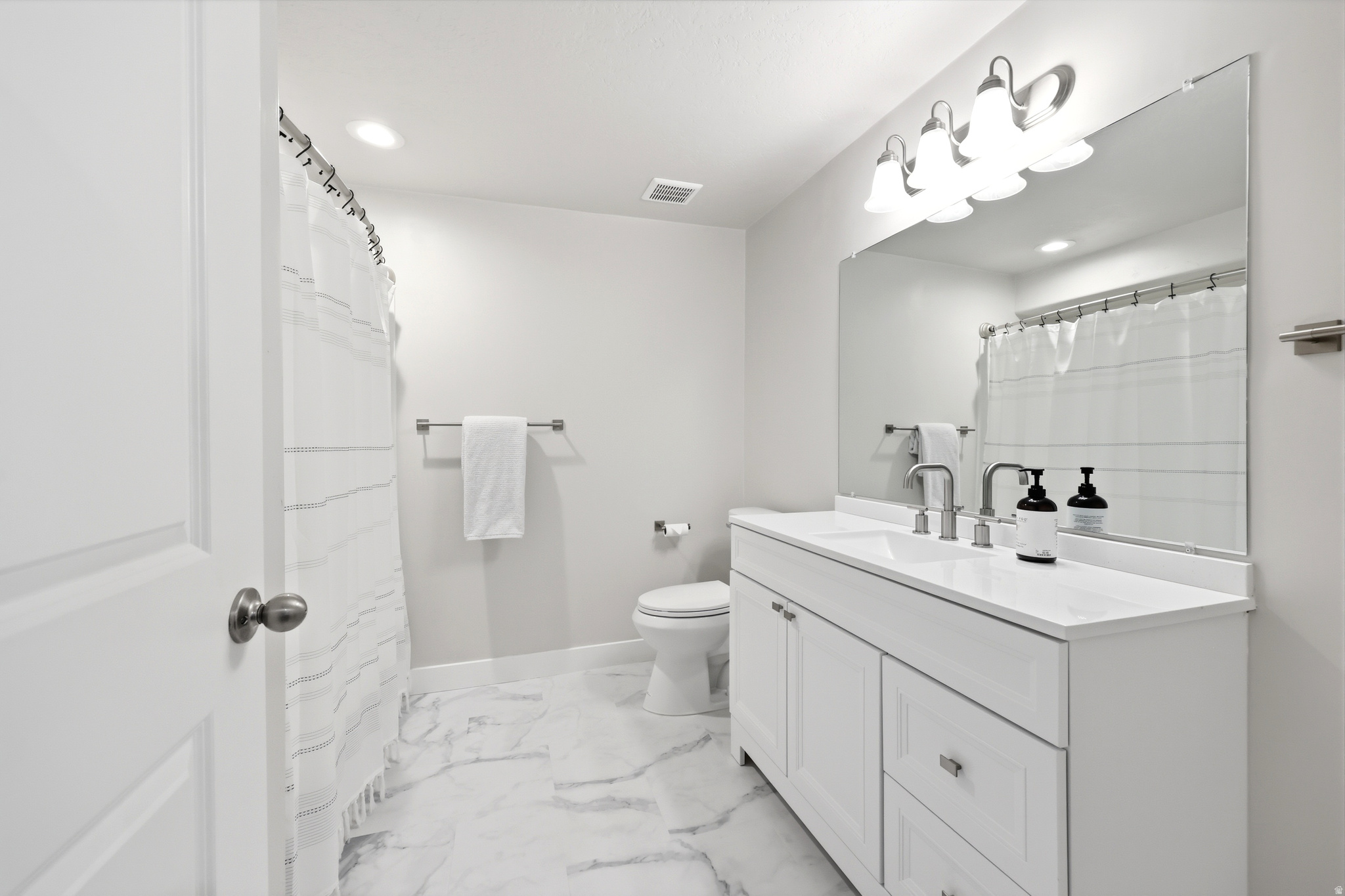 DEL MONTE TOWNHOMES - Residential