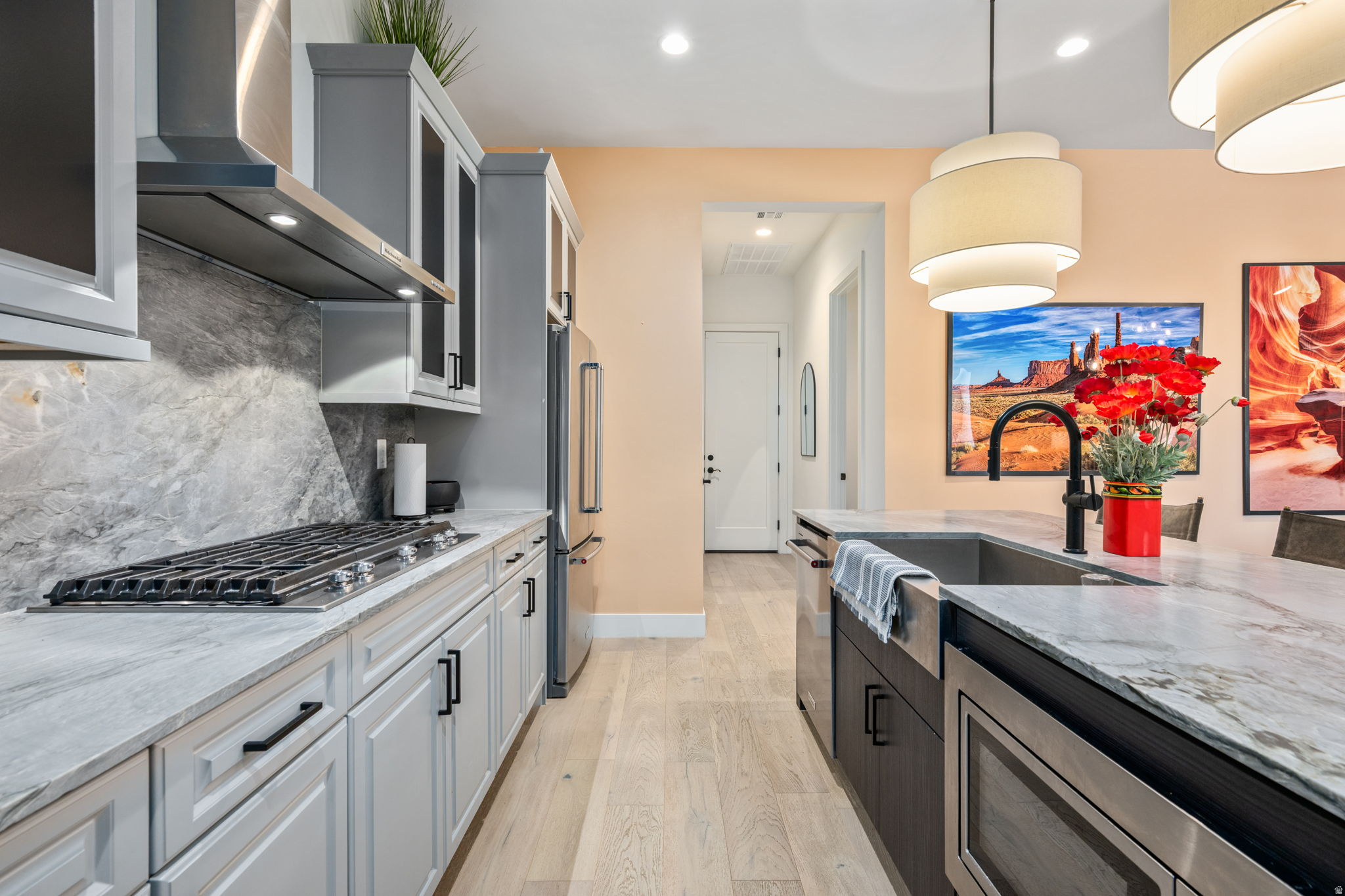 REGENCY AT DESERT COLOR 1 - Residential
