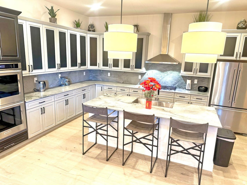 REGENCY AT DESERT COLOR 1 - Residential