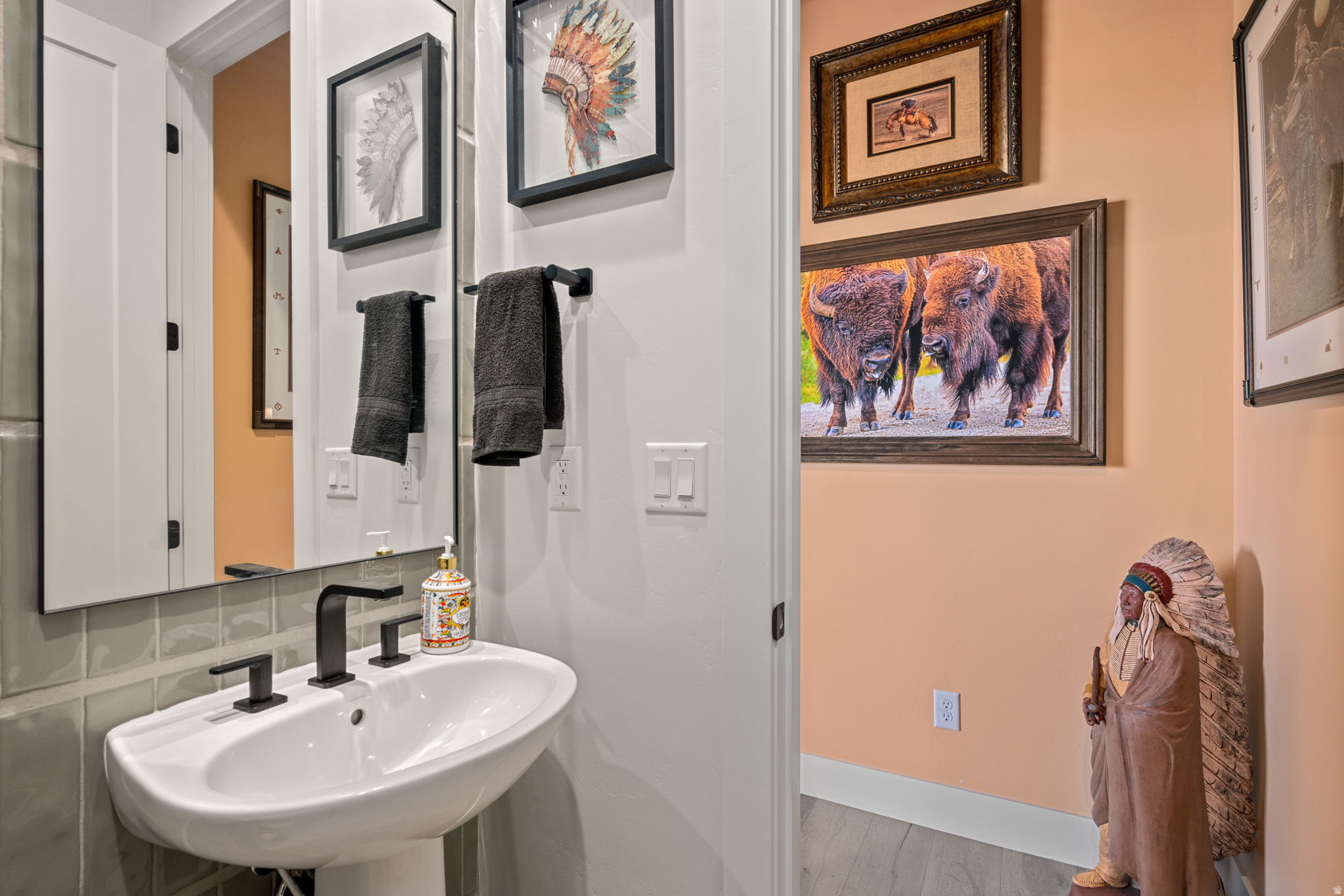 REGENCY AT DESERT COLOR 1 - Residential