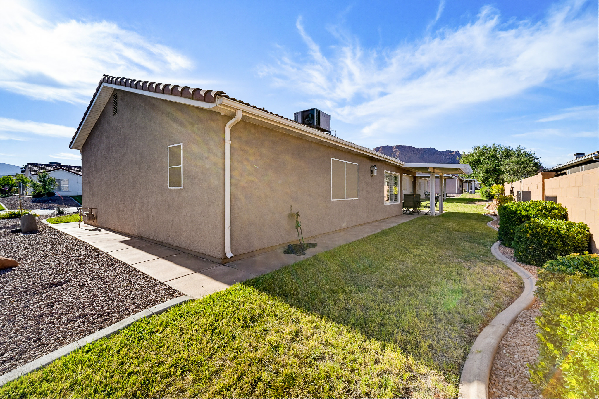 PADRE LAKES TH 3 - Residential