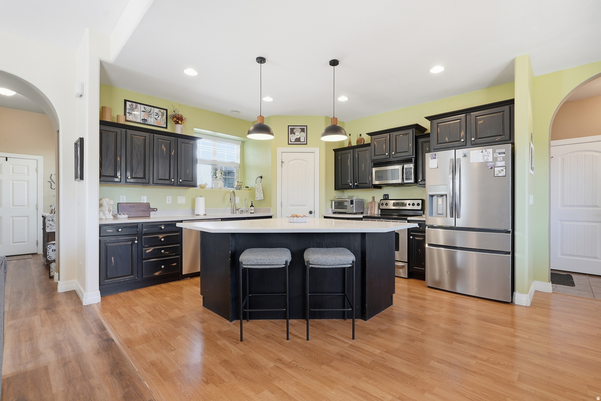 EAGLES GATE - Residential