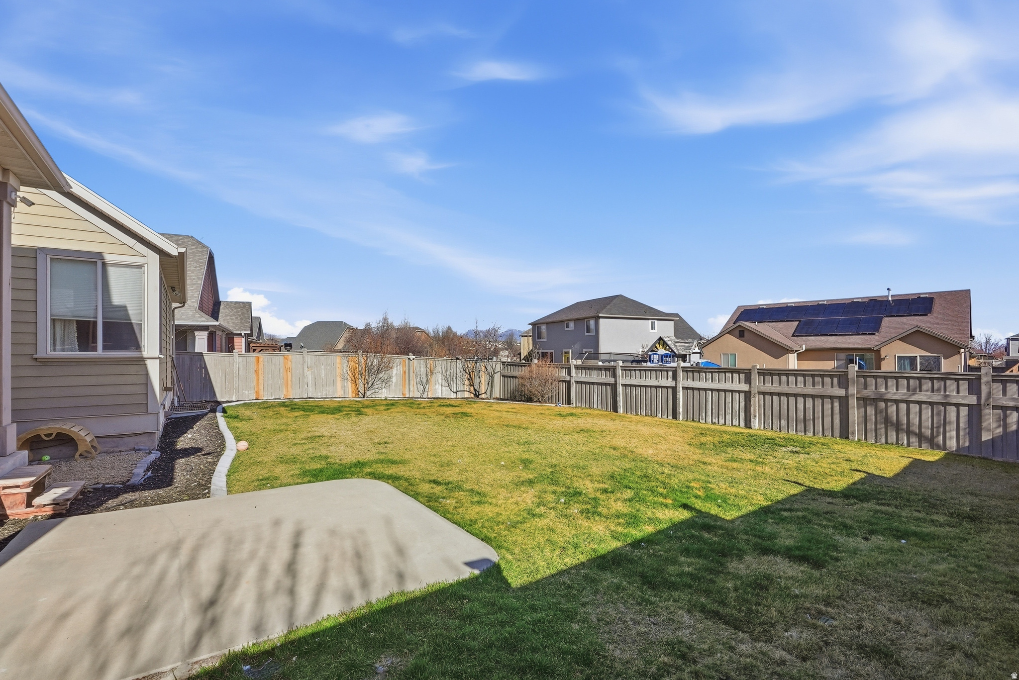 EAGLES GATE - Residential