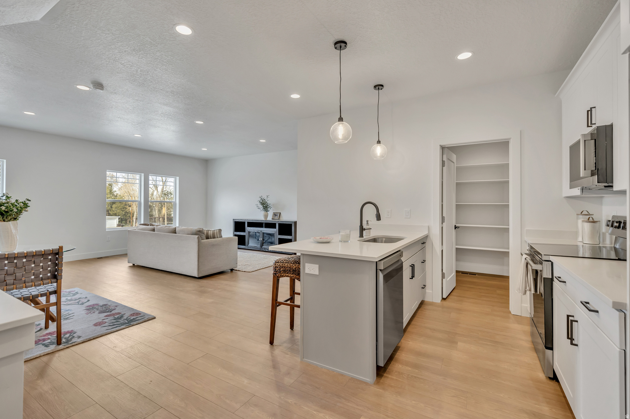 WOODHAVEN ESTATES - Residential