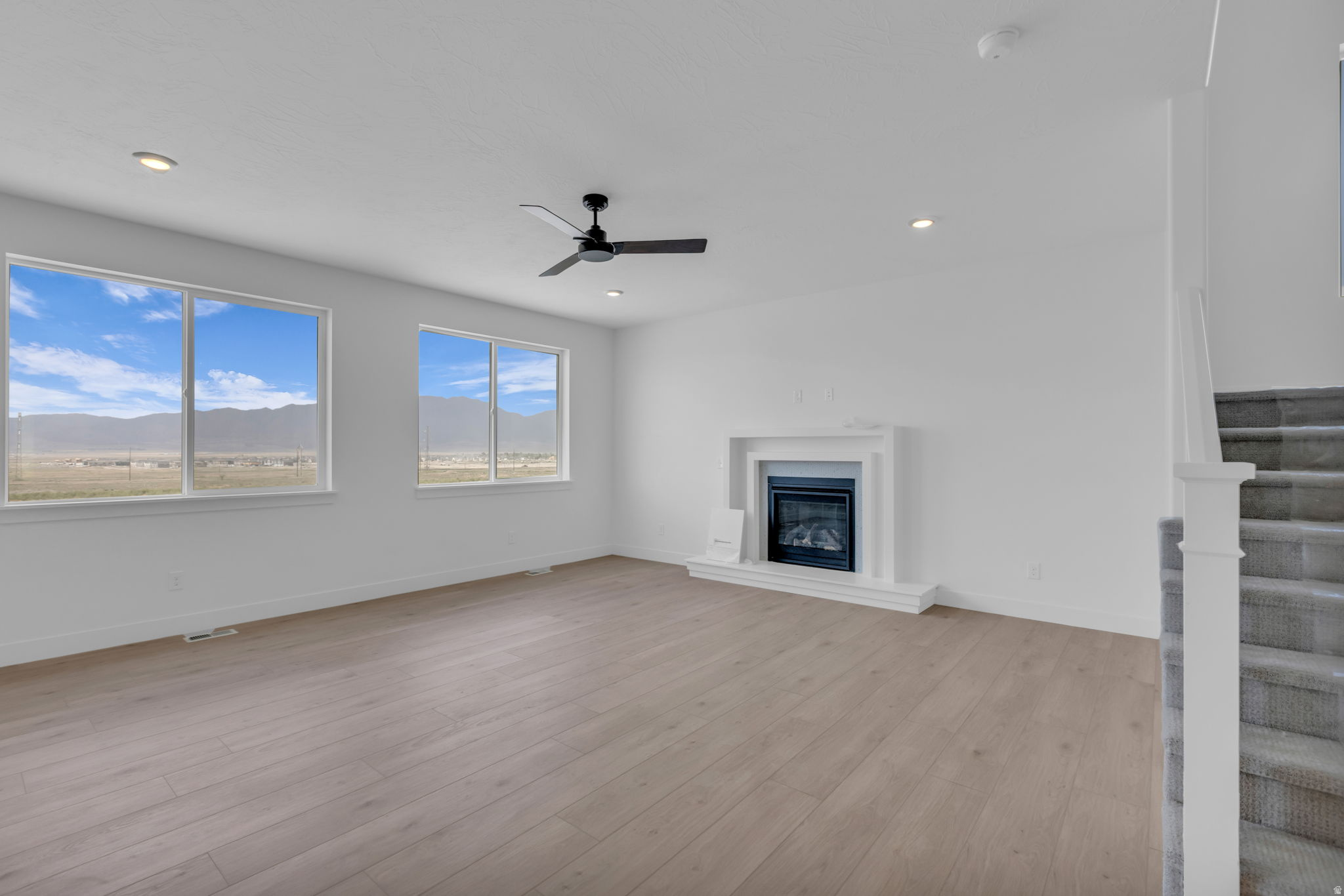 SCARLET RIDGE - Residential