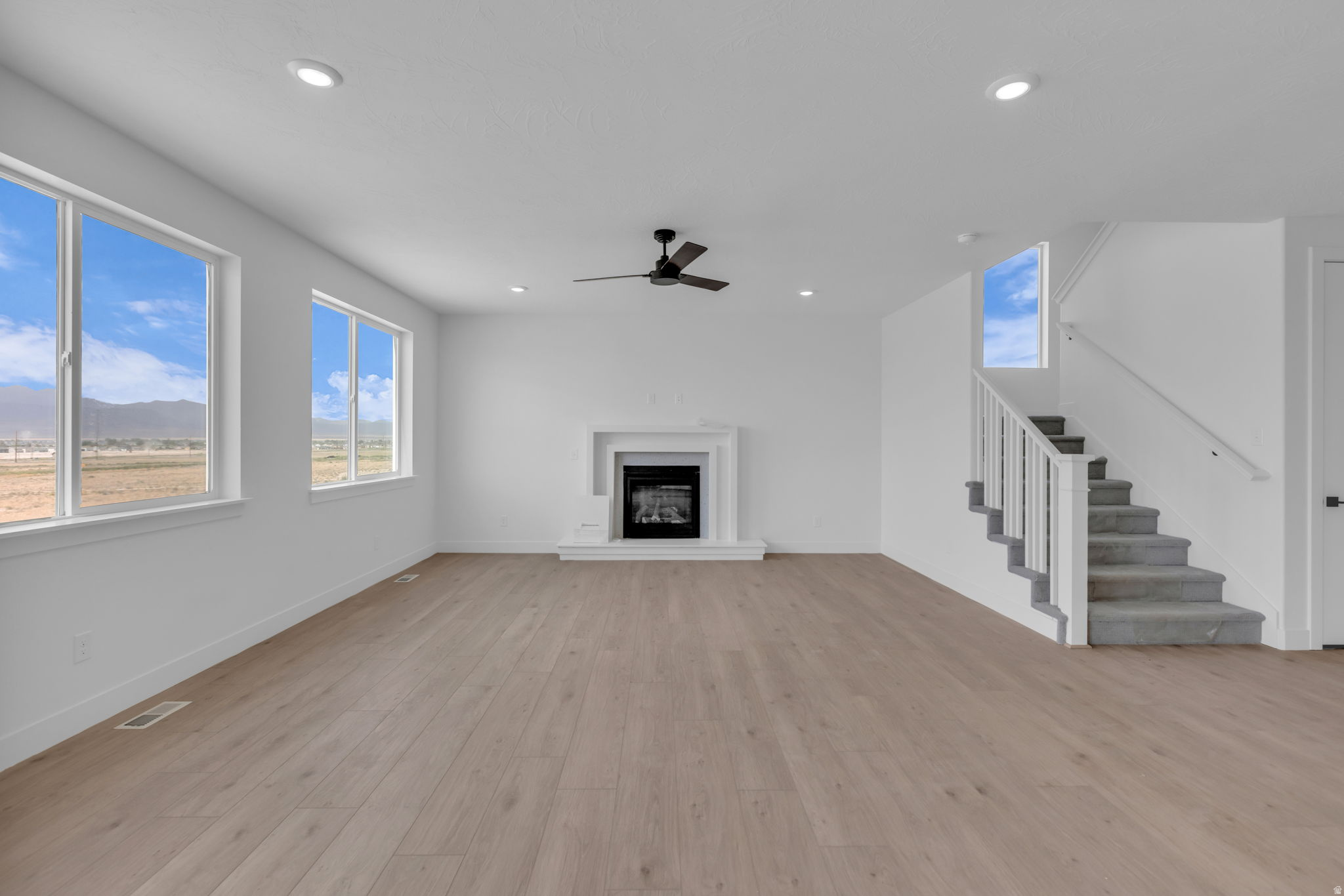 SCARLET RIDGE - Residential