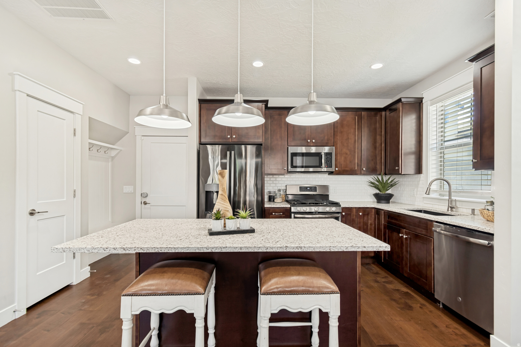 RED SAGE - Residential