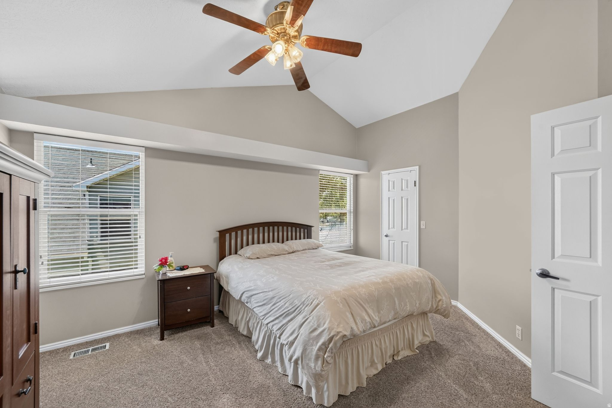 CROSSPOINTE - Residential