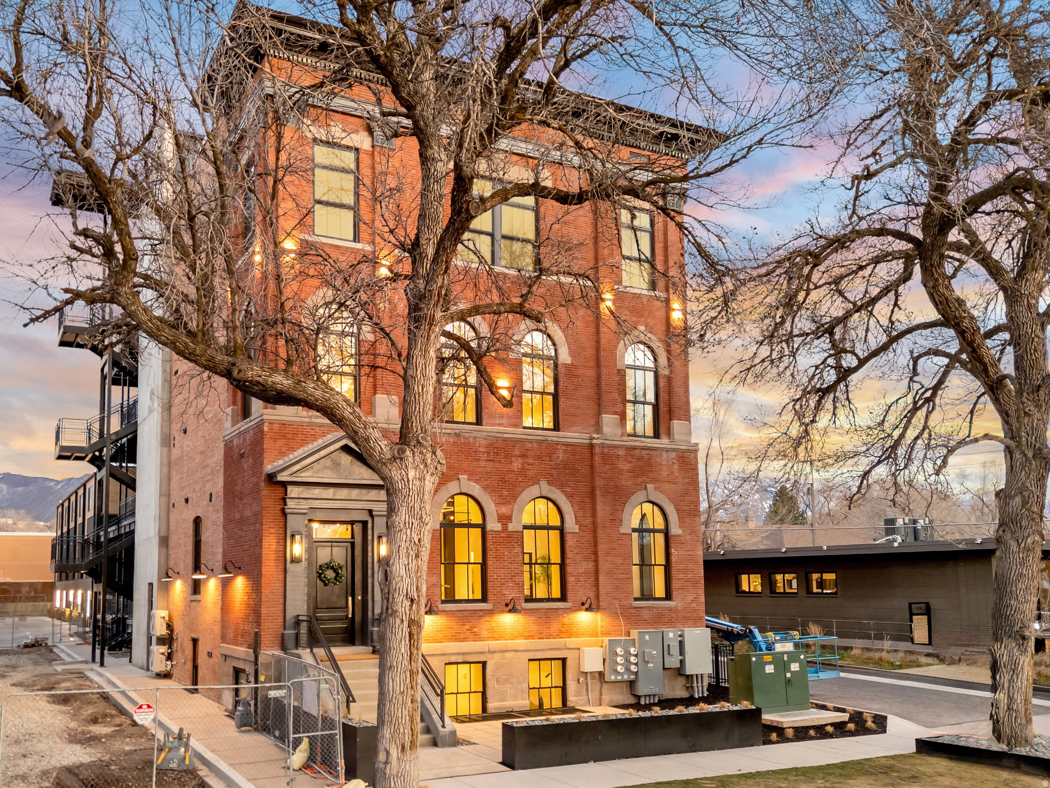 TELEGRAPH EXCHANGE - Residential